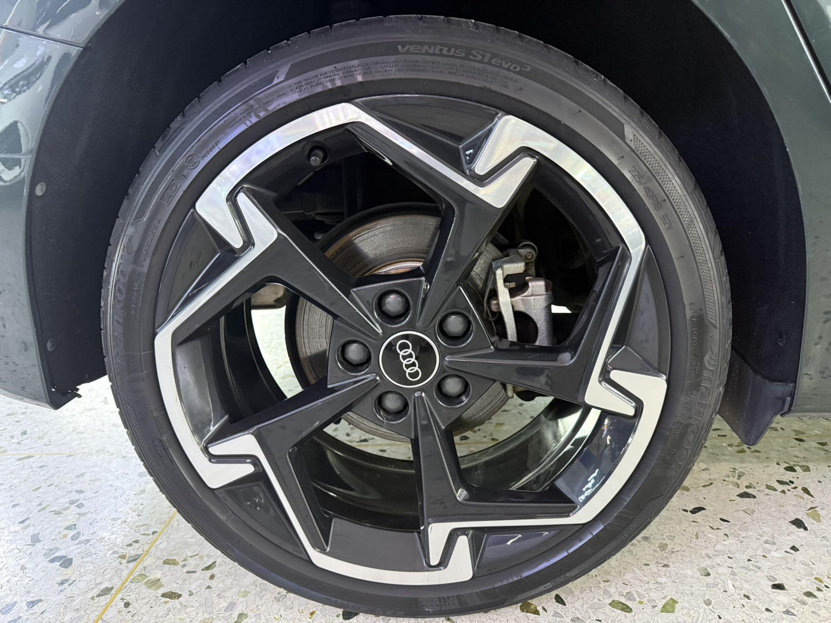 Audi A3 2023, фото 7