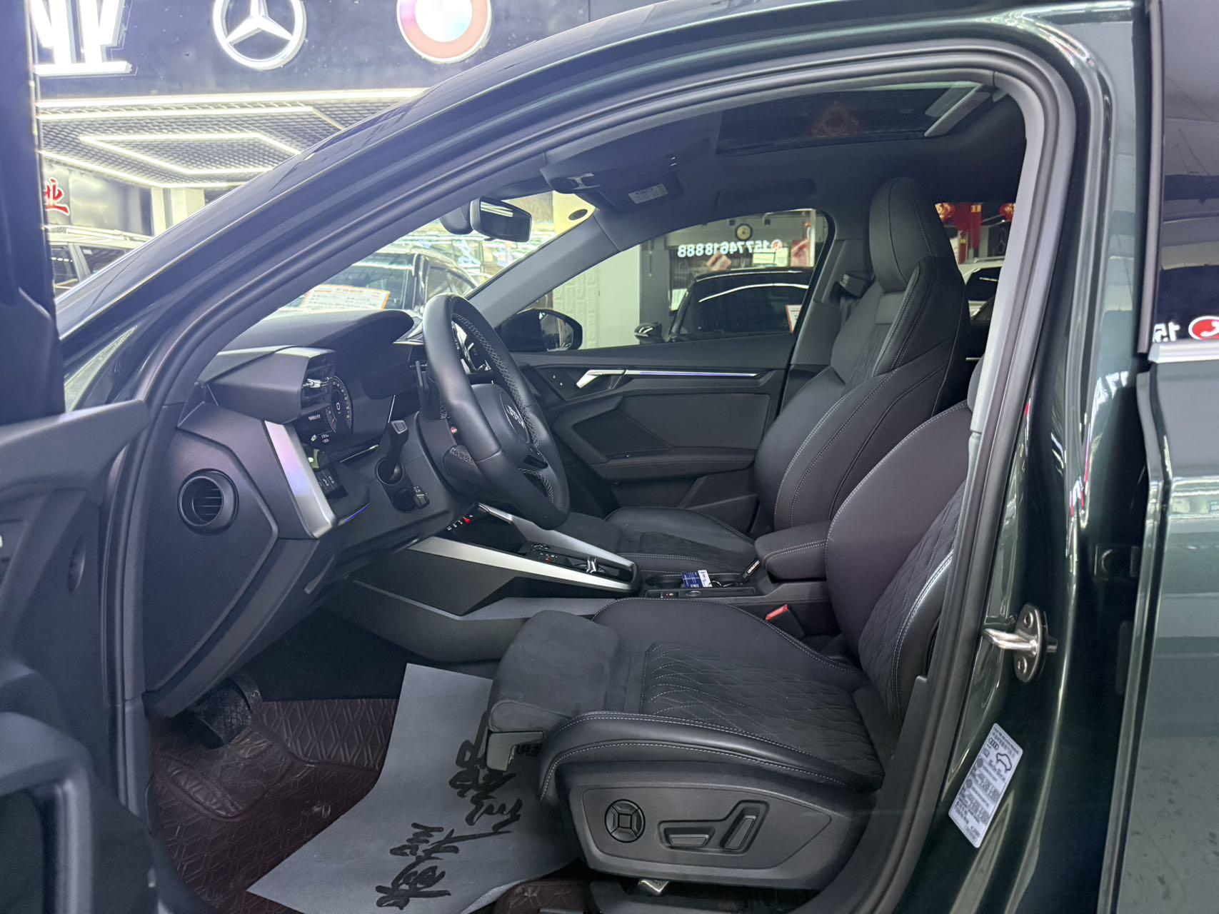 Audi A3 2023, фото 8
