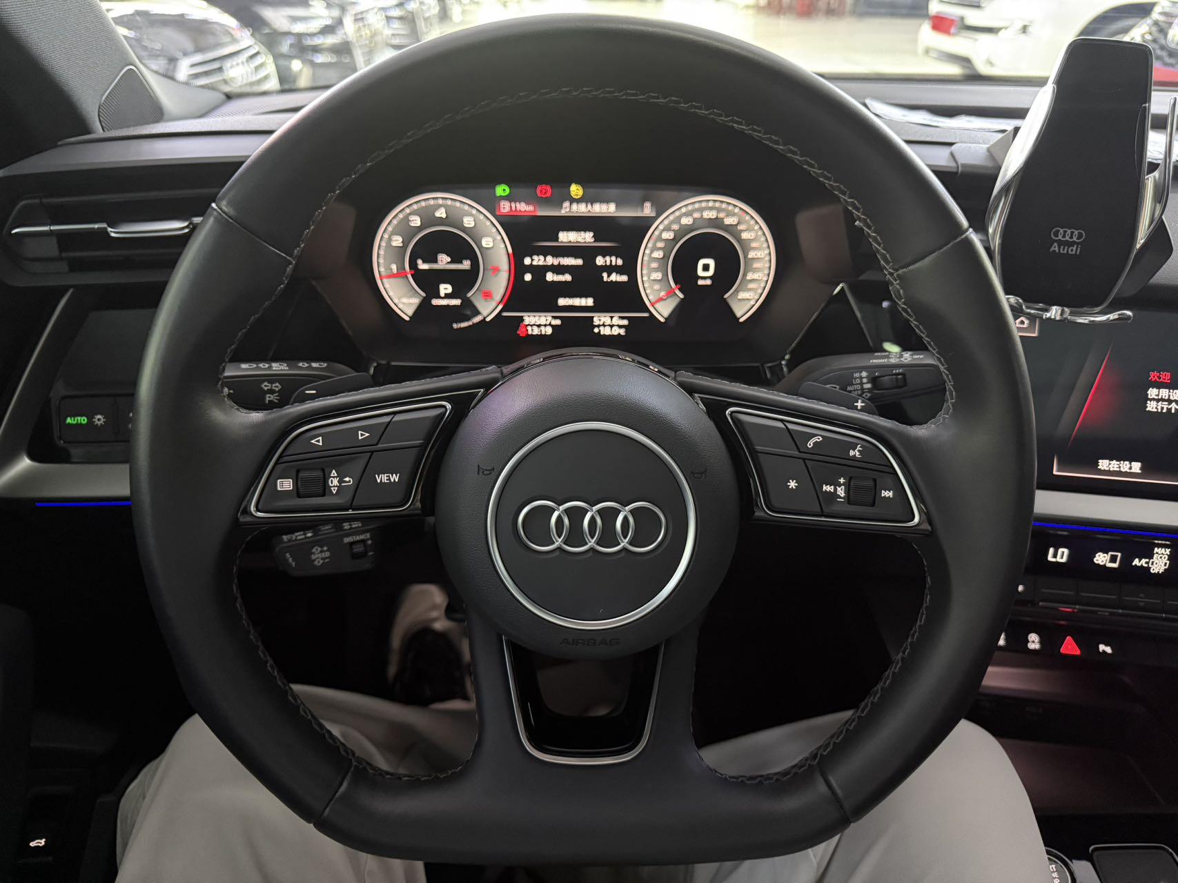Audi A3 2023, фото 13