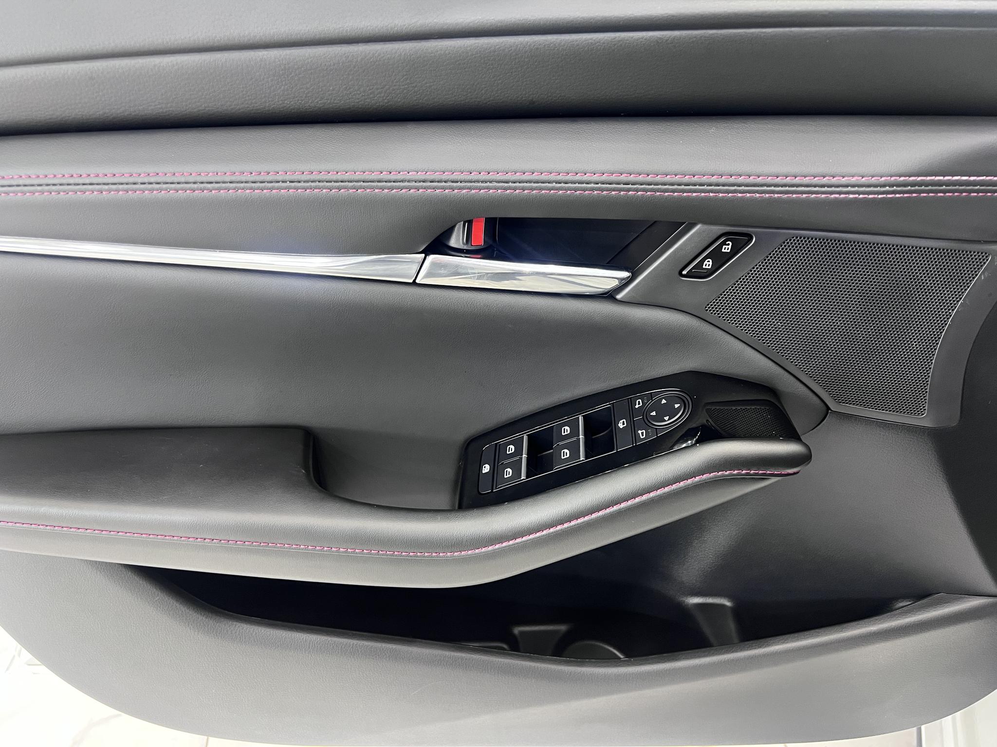 Mazda 3 2023, фото 8