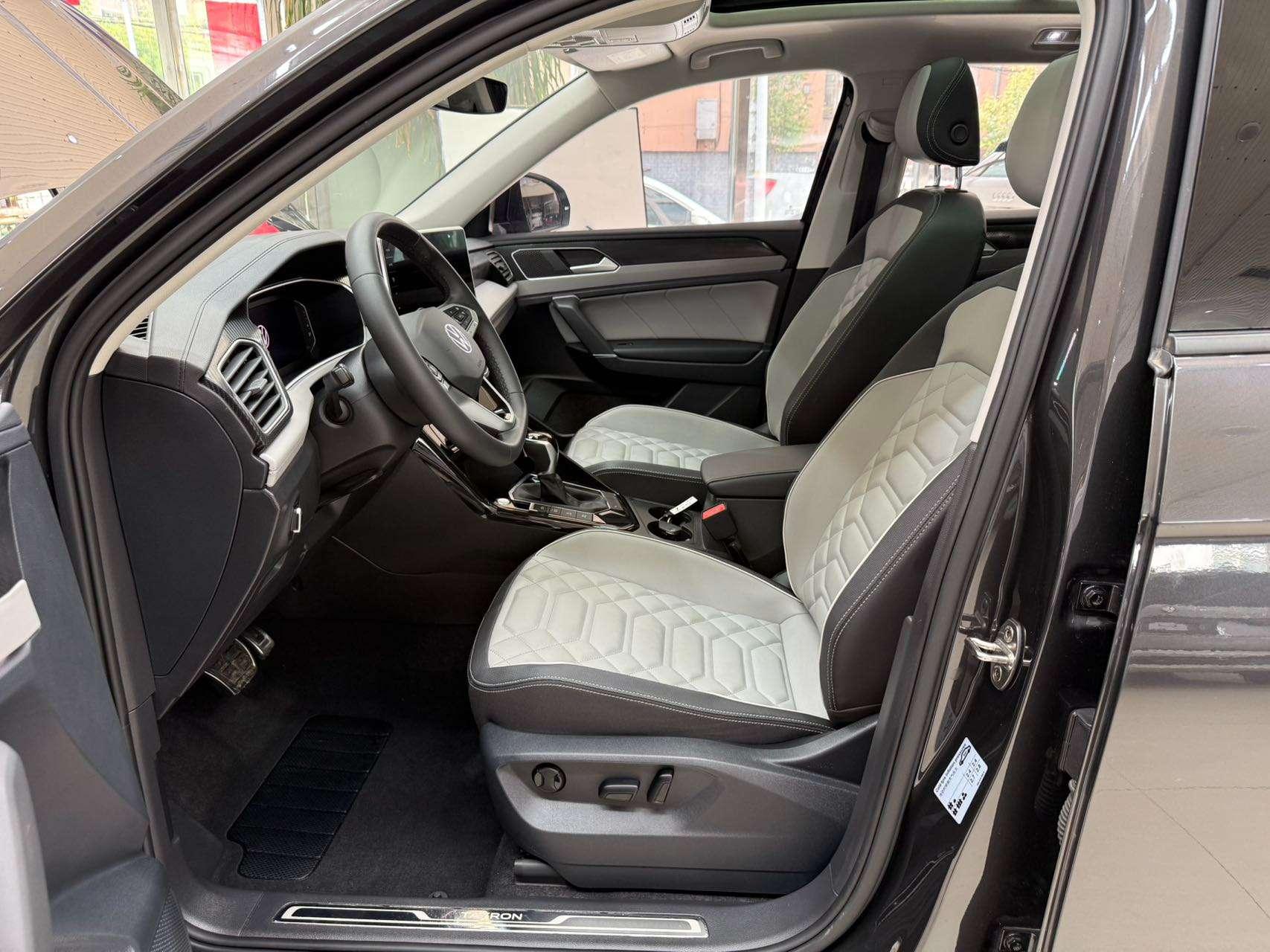 Volkswagen Tayron 2023, фото 16