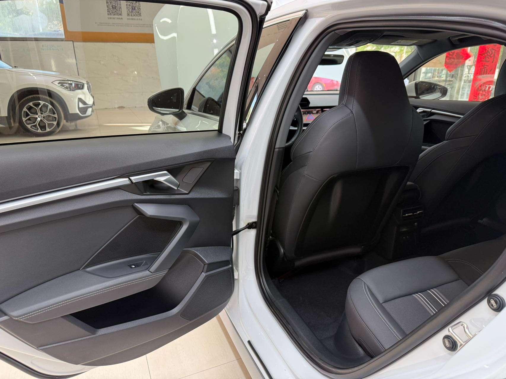 Audi A3 2023, фото 17