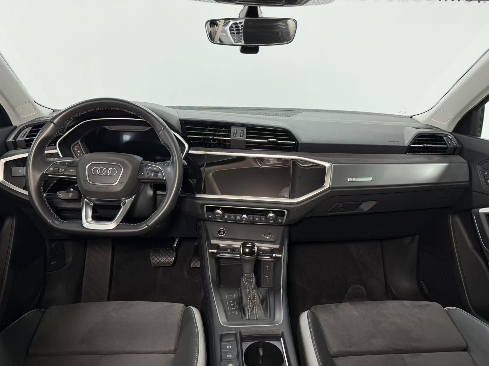 Audi Q3 2023, фото 11