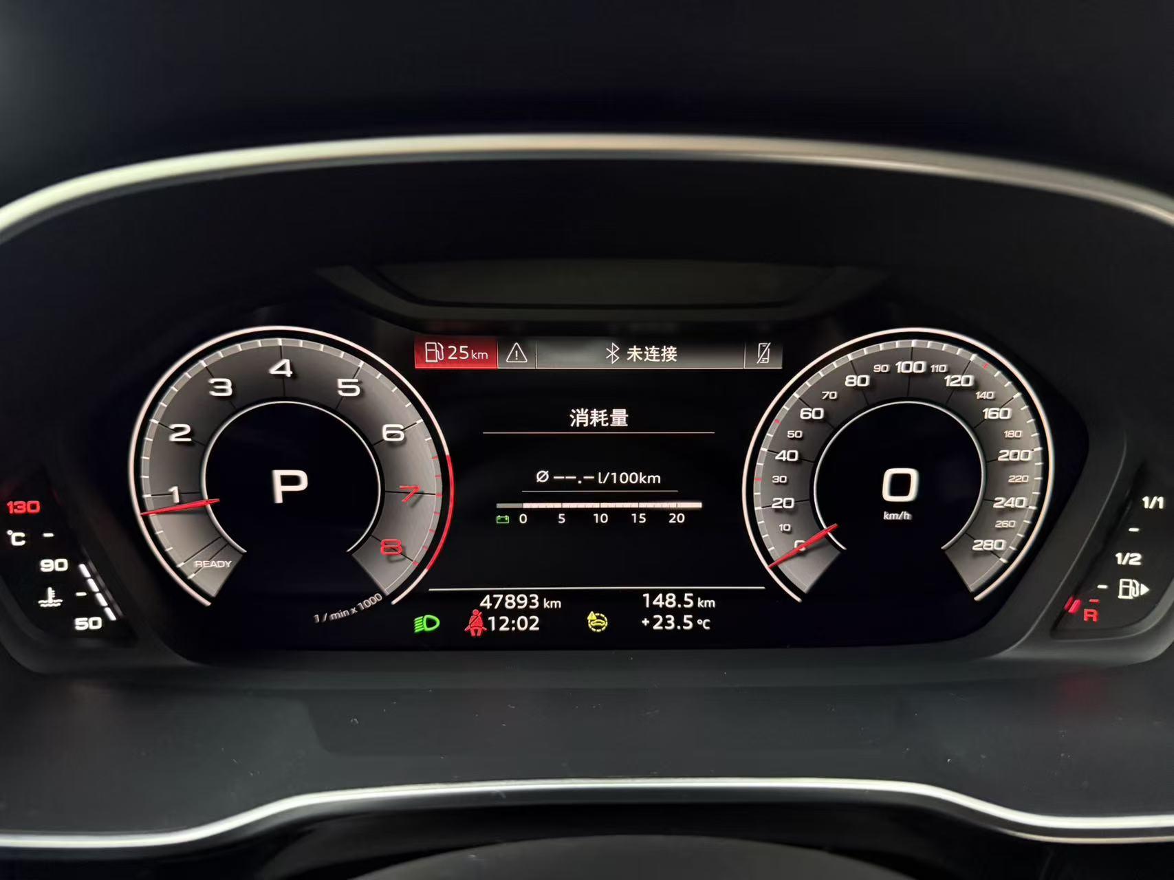 Audi Q3 2023, фото 14