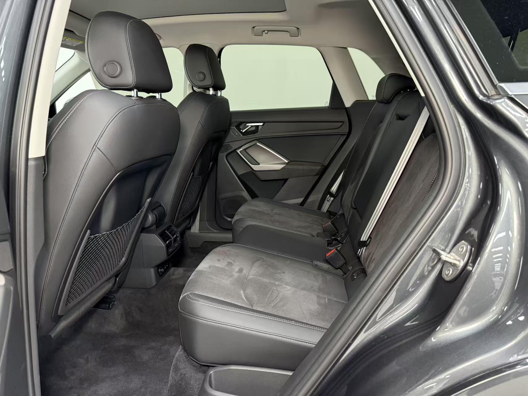 Audi Q3 2022, фото 14