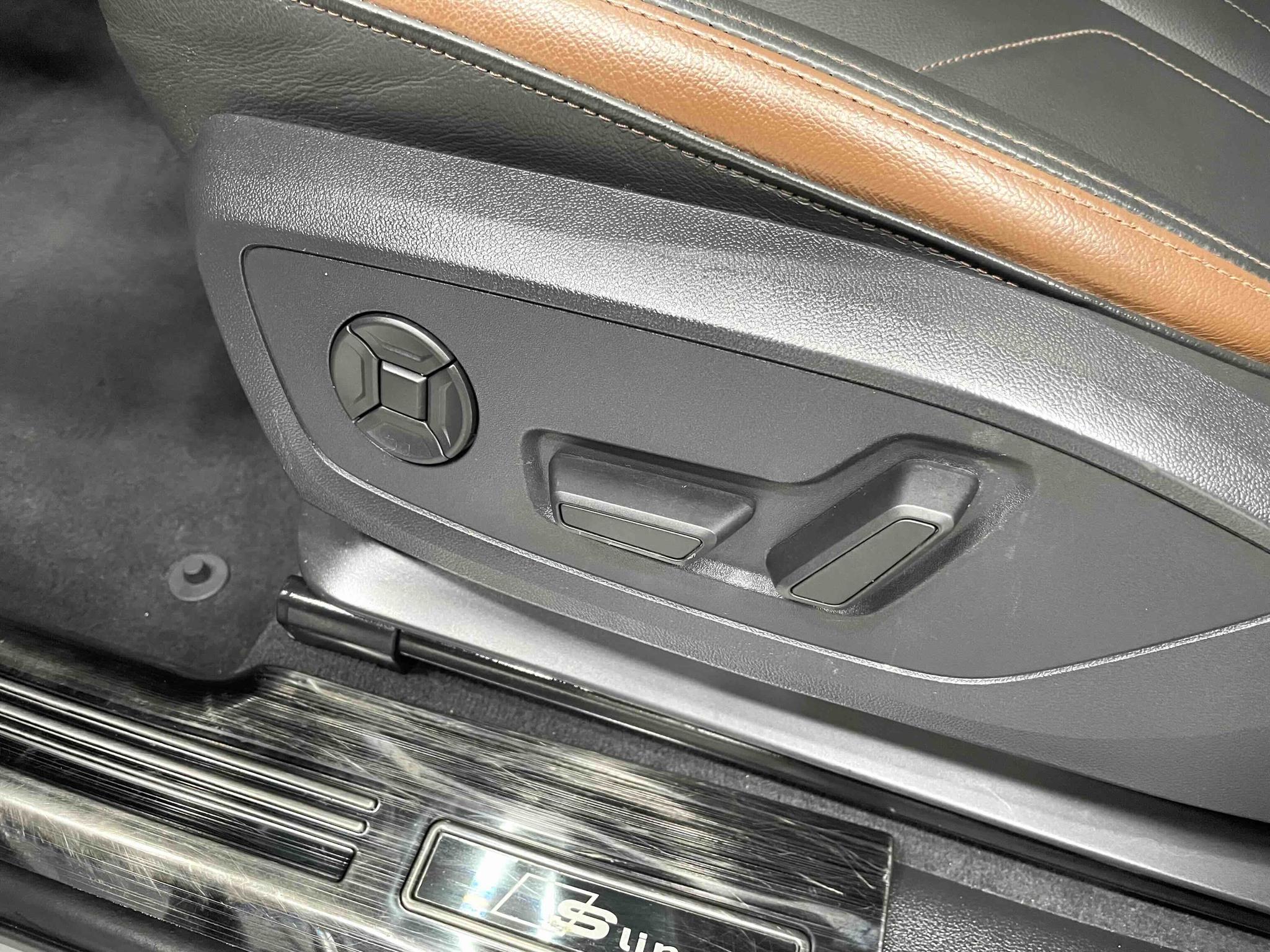 Audi Q3 2022, фото 14