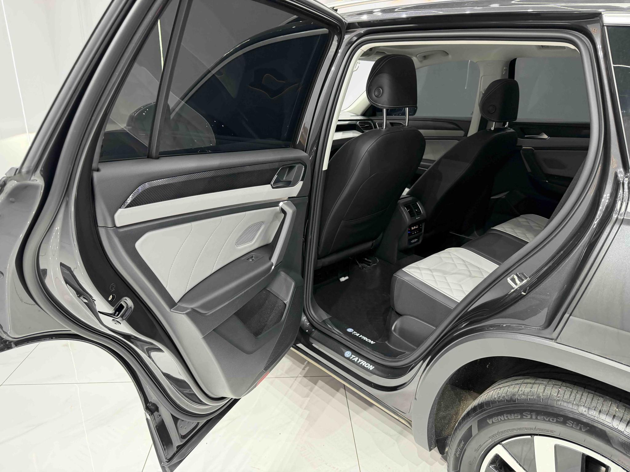 Volkswagen Tayron 2023, фото 14