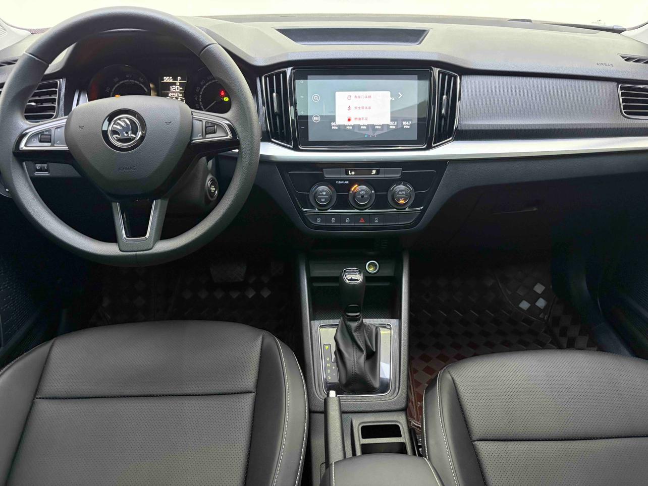 Skoda Kamik 2023, фото 10