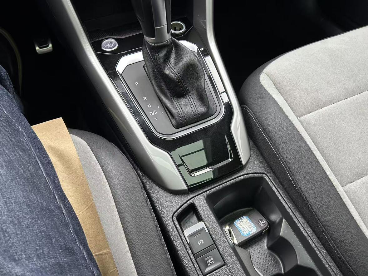 Volkswagen T-Roc 2022, фото 15