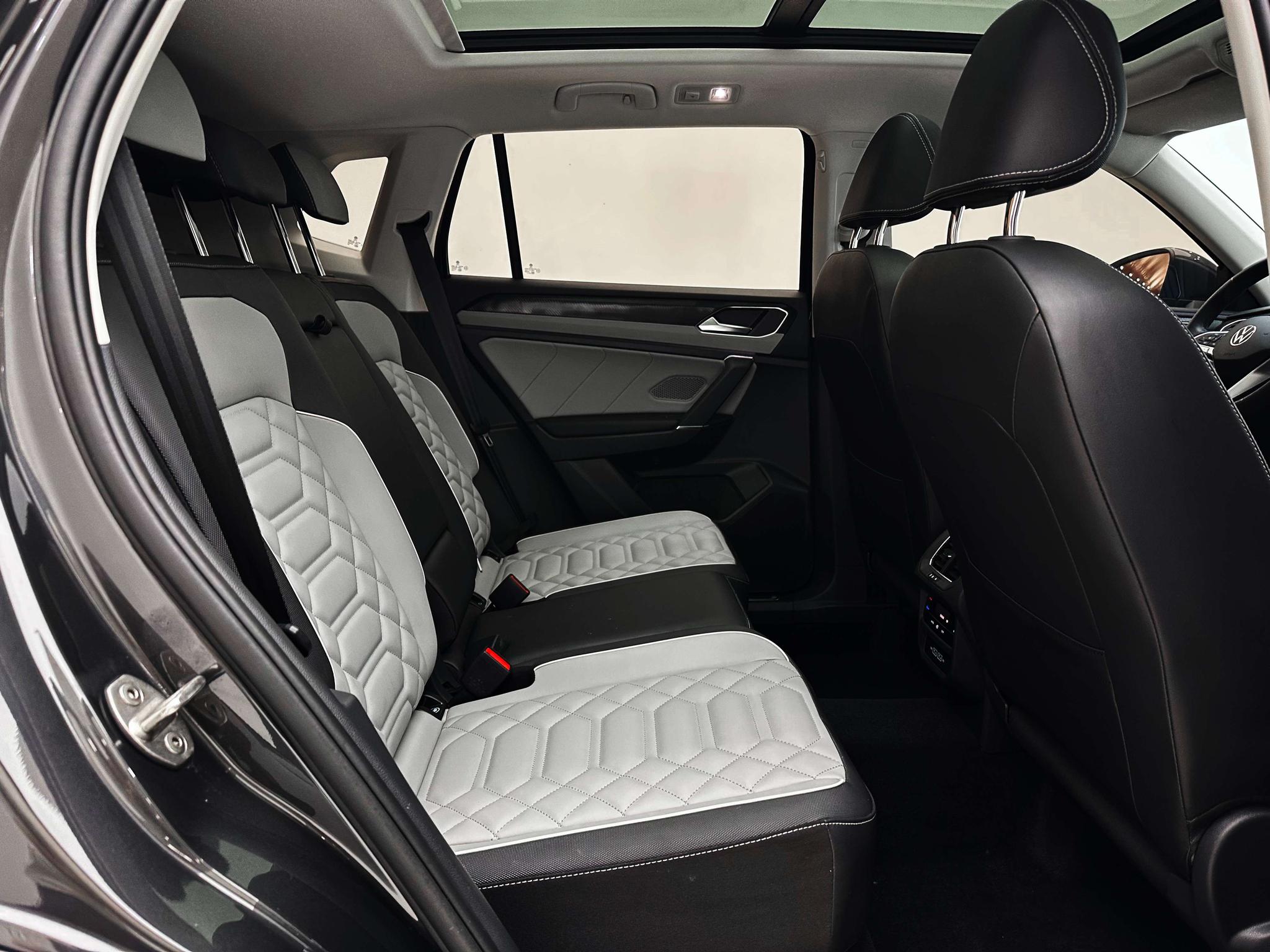 Volkswagen Tayron 2023, фото 16