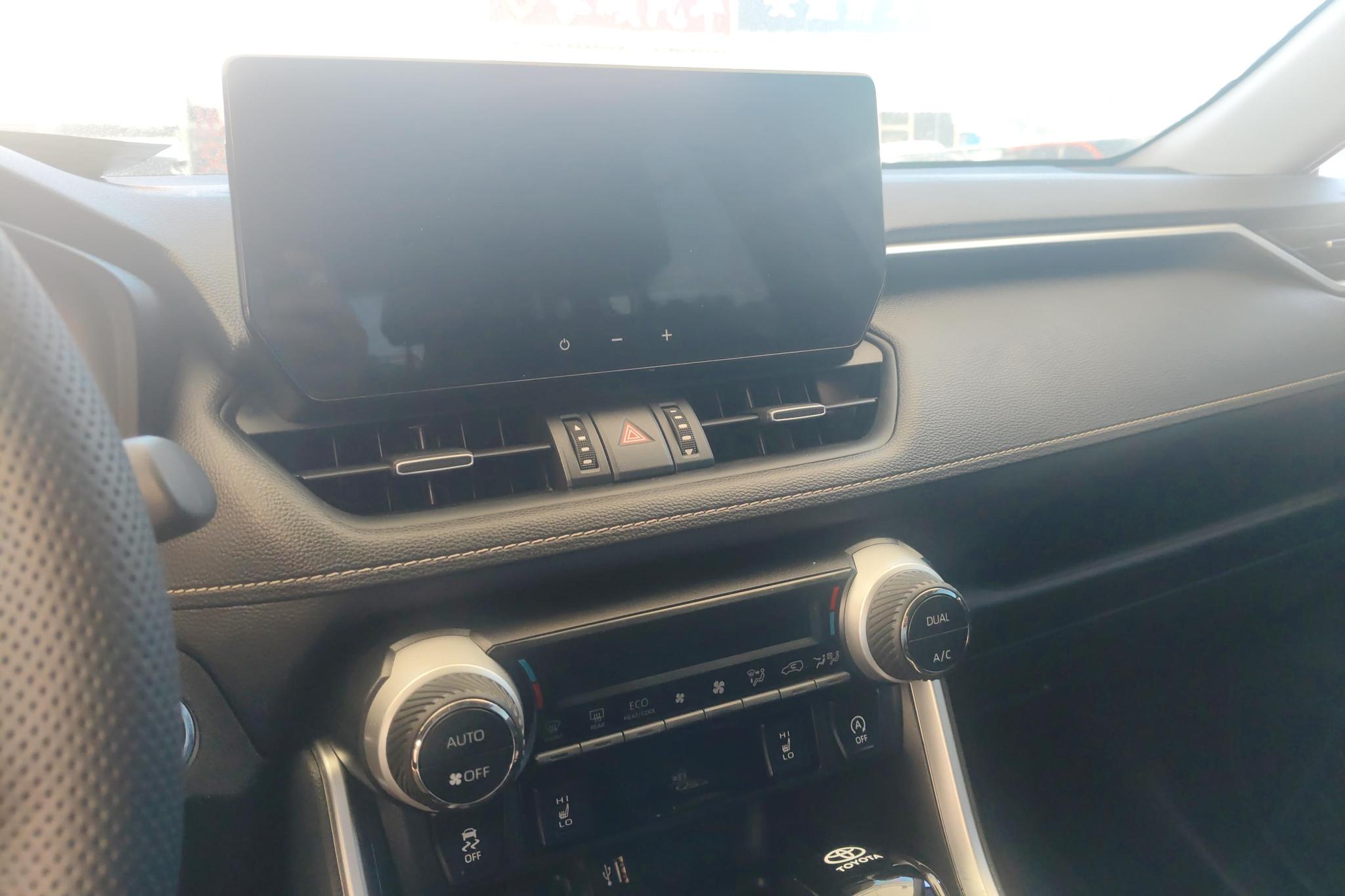 Toyota RAV4 2024, фото 15