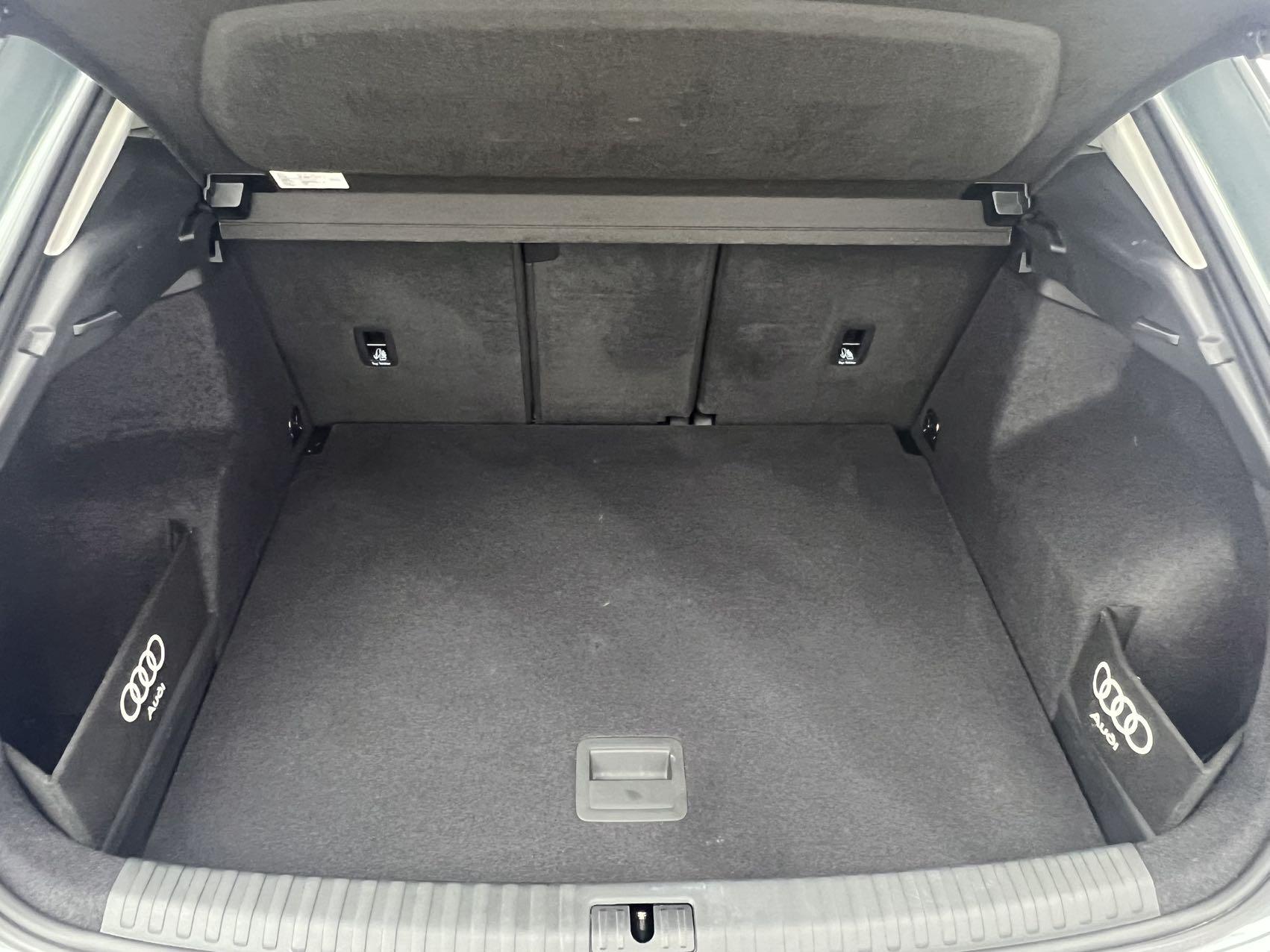 Audi Q3 2022, фото 17