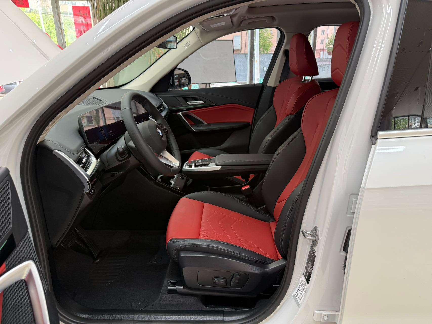 BMW X1 2023, фото 16