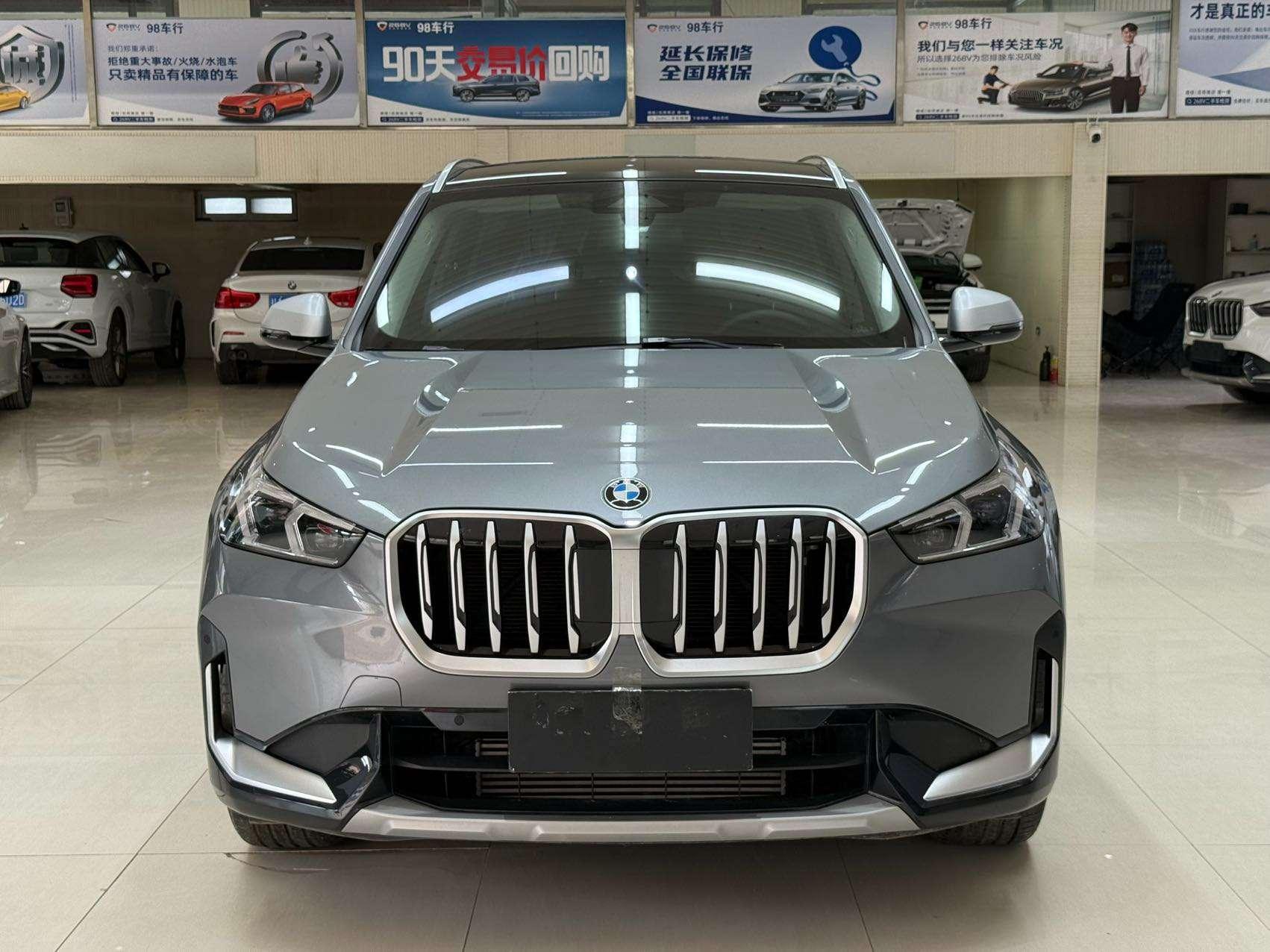 BMW X1 2023, фото 2