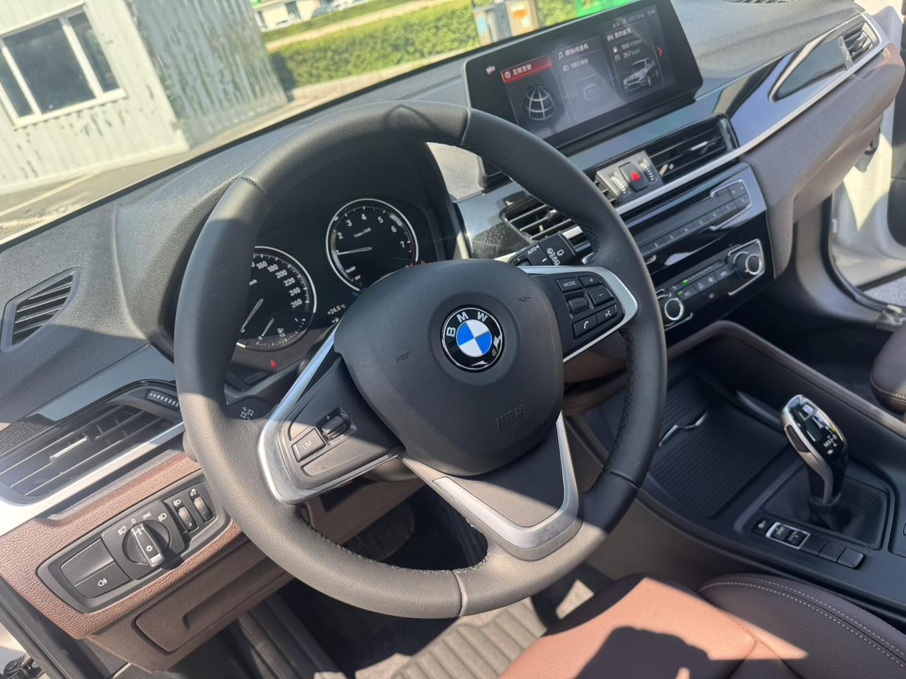 BMW X1 2022, фото 10