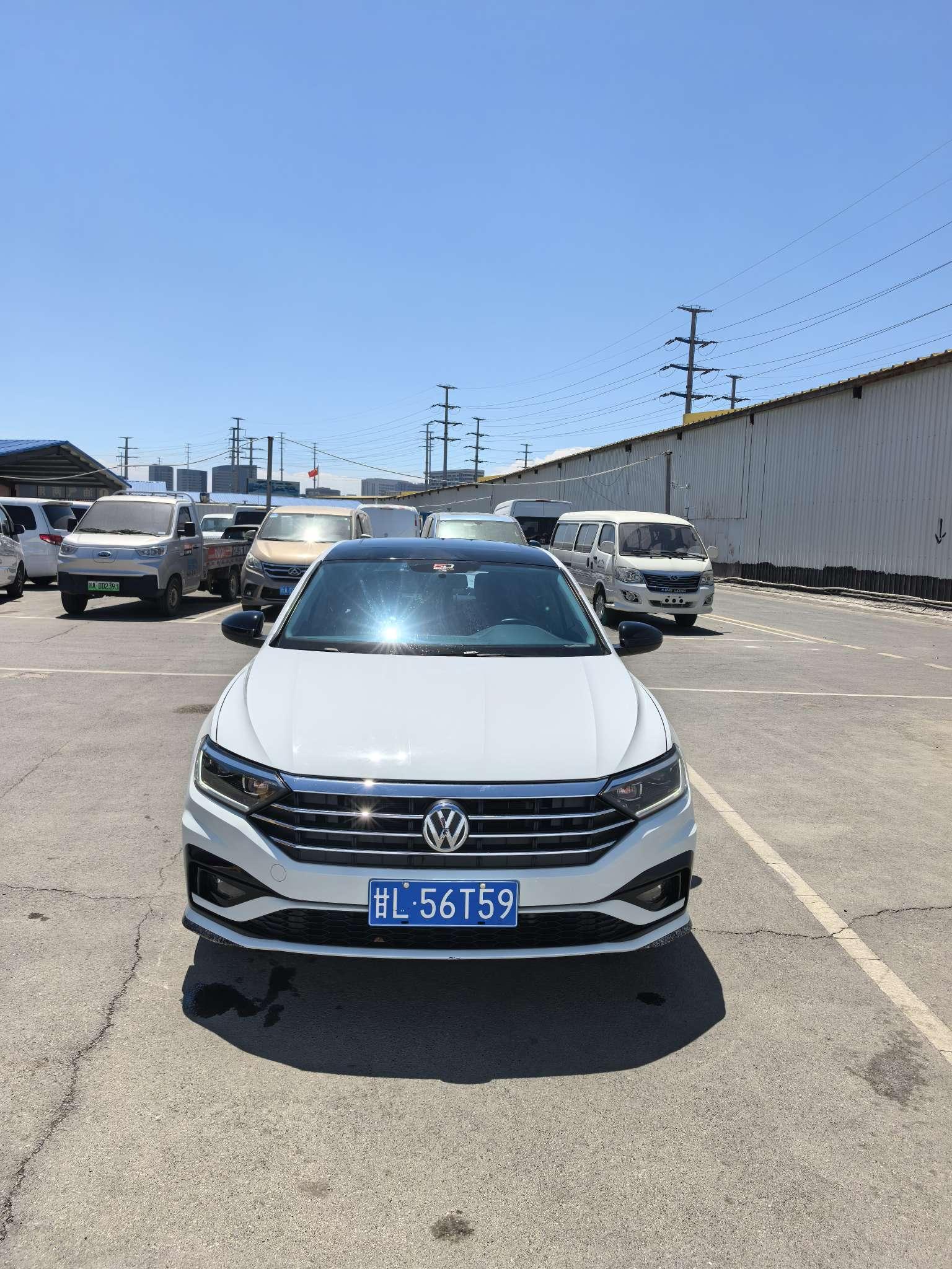 Volkswagen Jetta 2021, фото 2