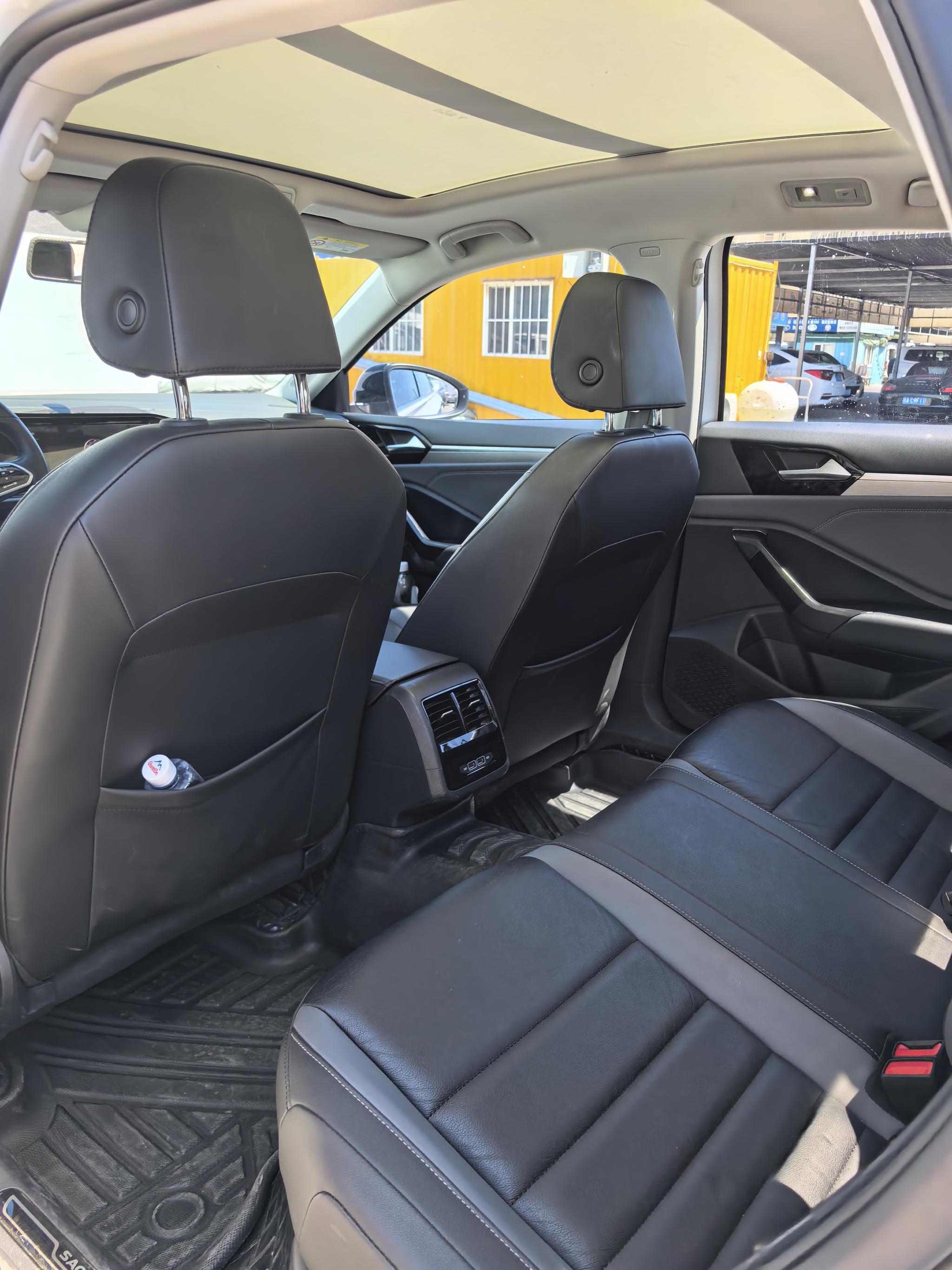 Volkswagen Jetta 2021, фото 7