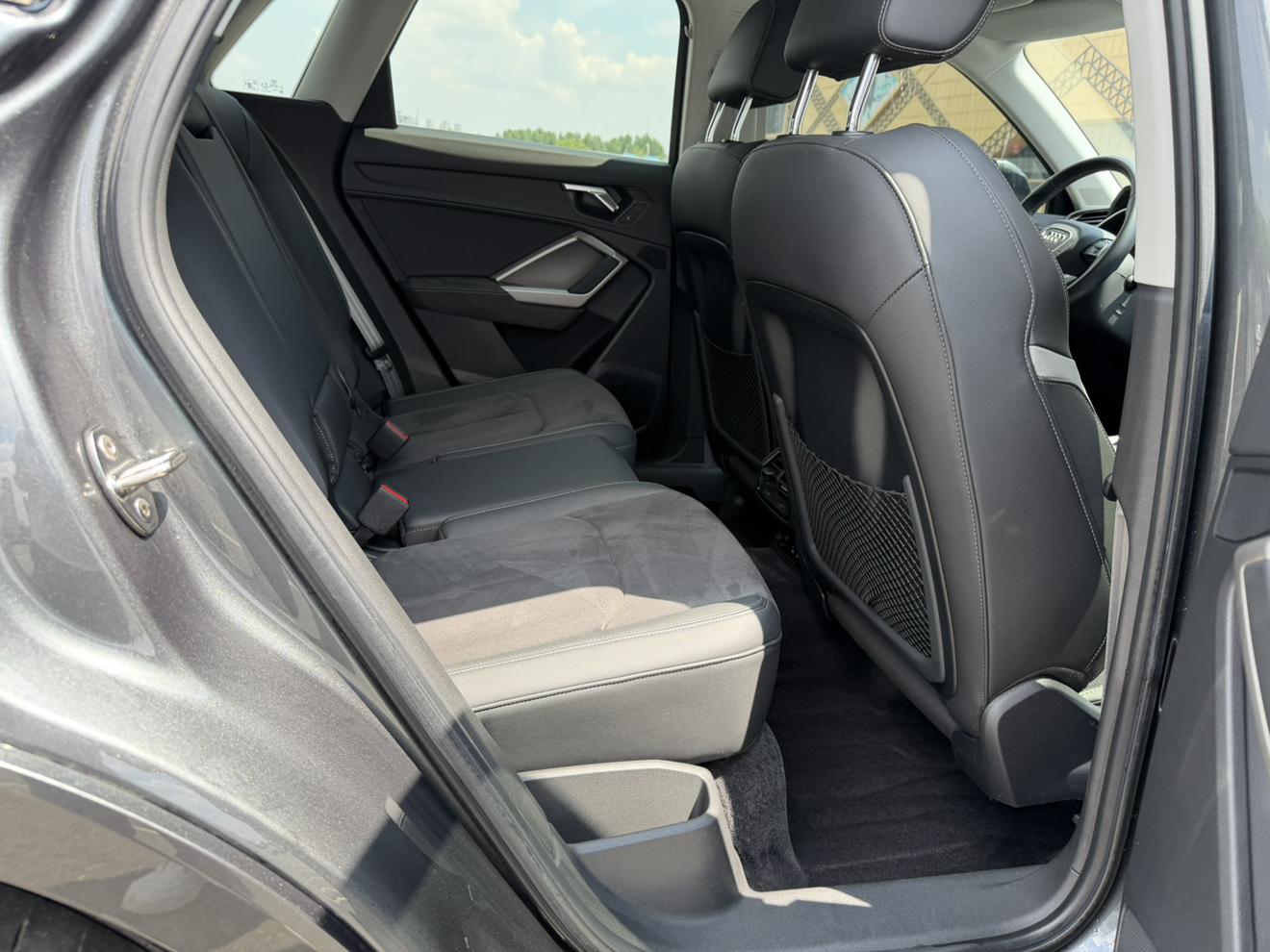 Audi Q3 2022, фото 16