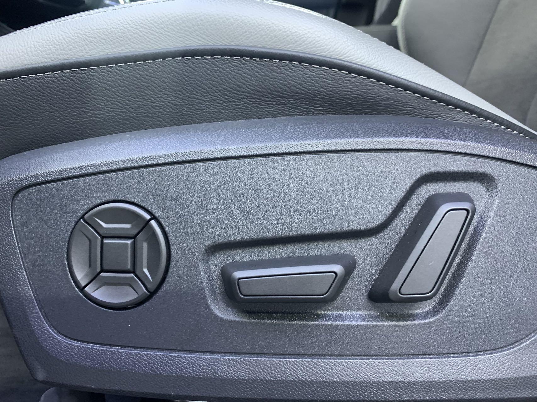 Audi Q3 2022, фото 10