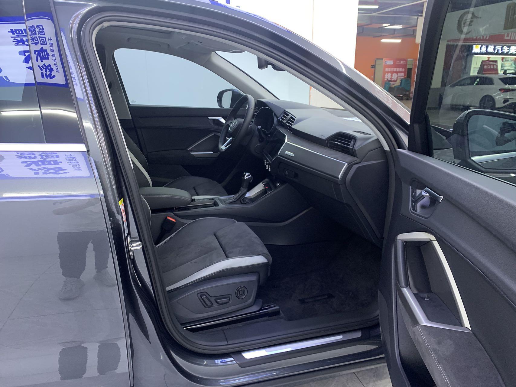 Audi Q3 2022, фото 14