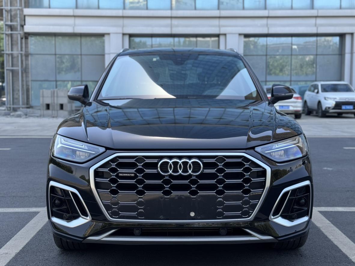 Audi Q5L 2022, фото 2