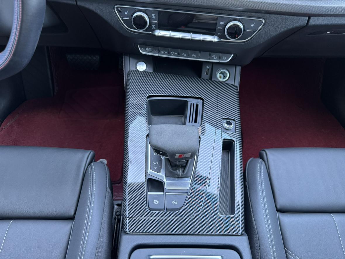 Audi Q5L 2022, фото 9
