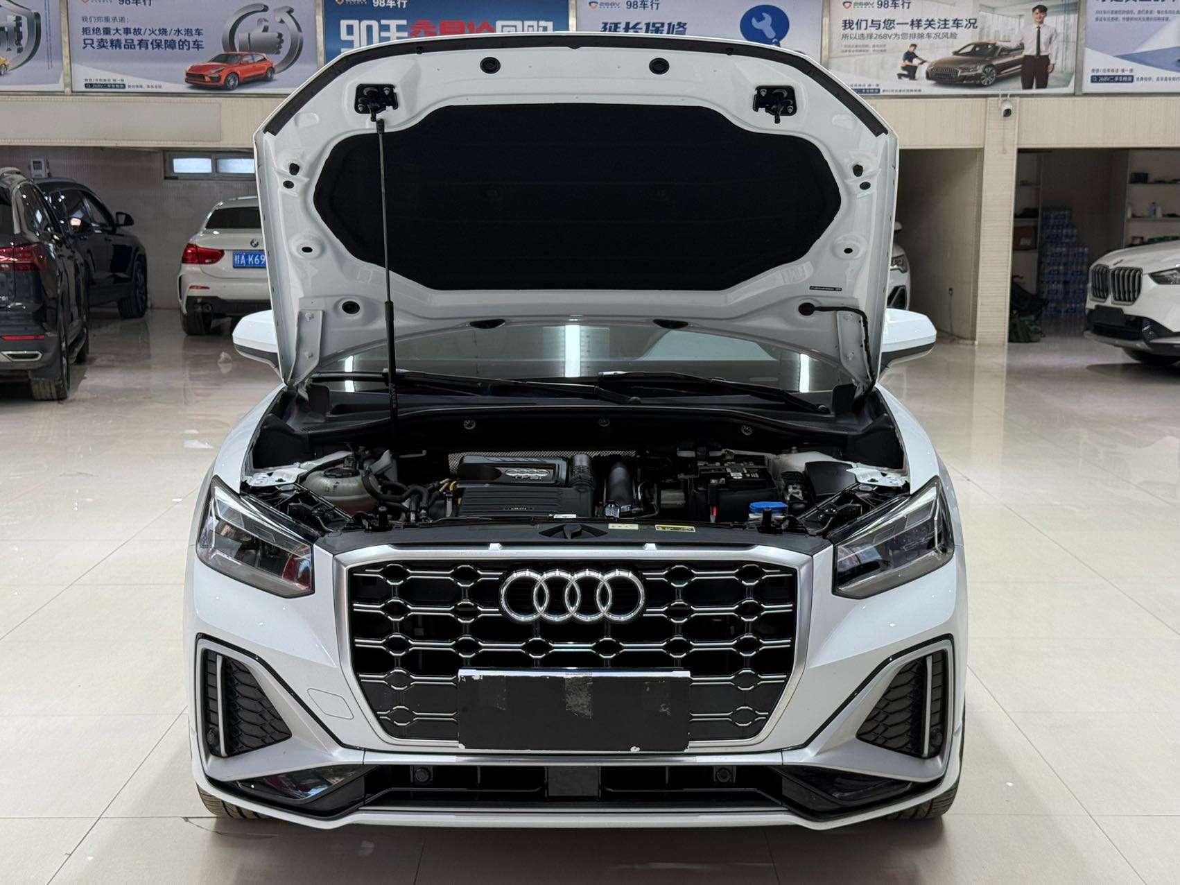 Audi Q2L 2022, фото 7