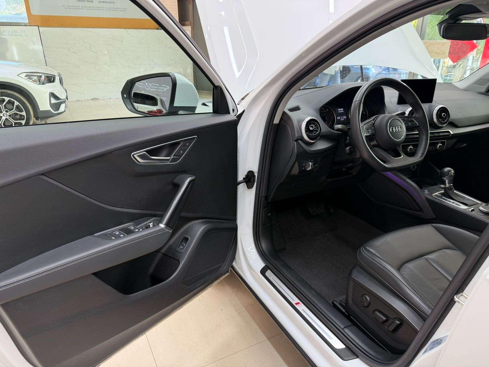 Audi Q2L 2022, фото 8