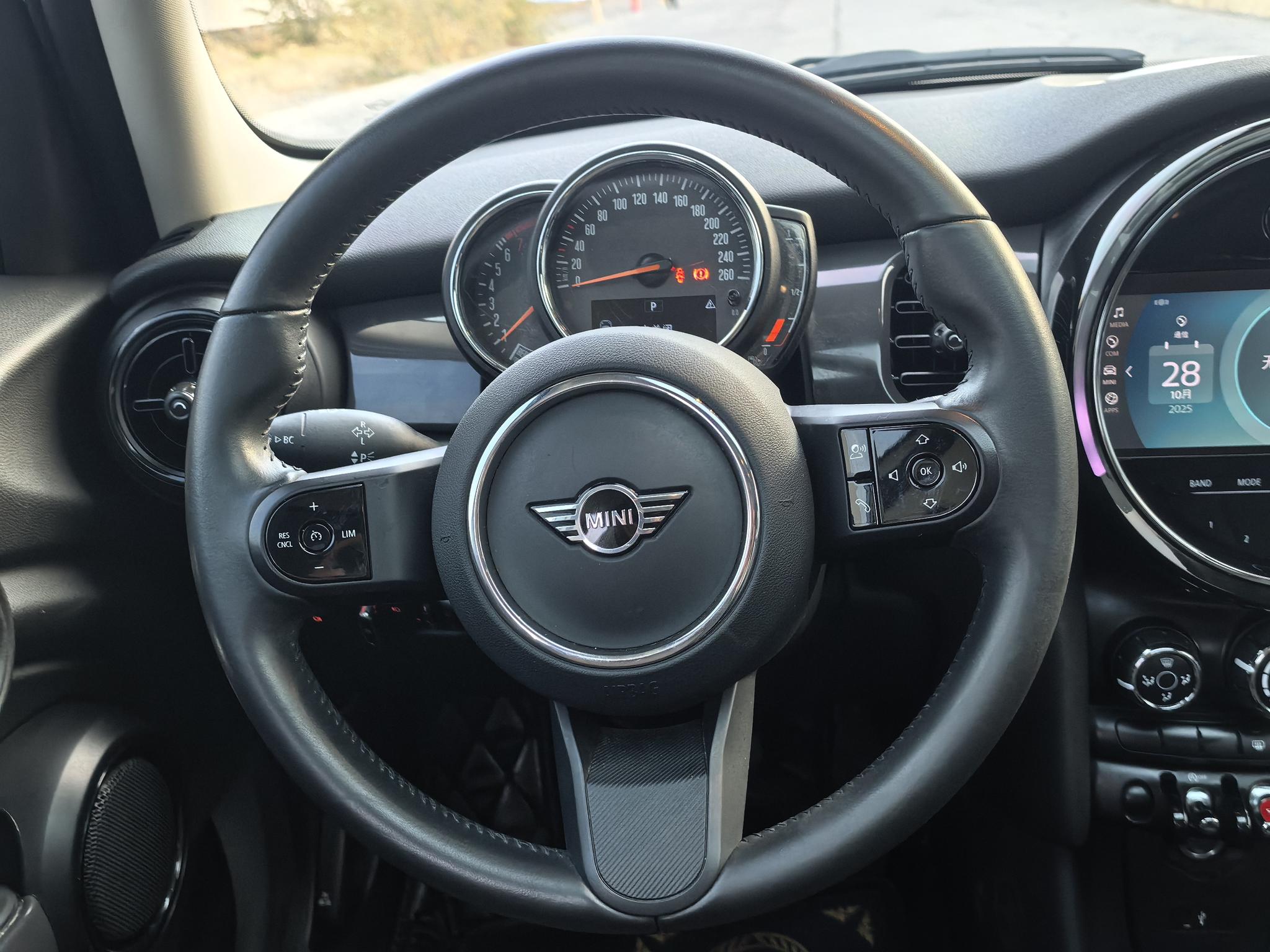 MINI Cooper 2023, фото 7