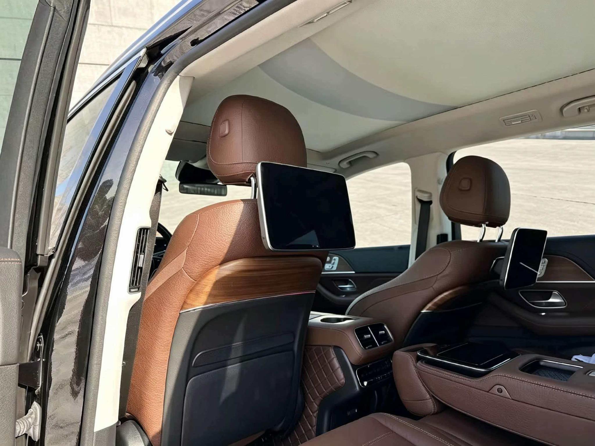 Mercedes-Benz GLS 2024, фото 5