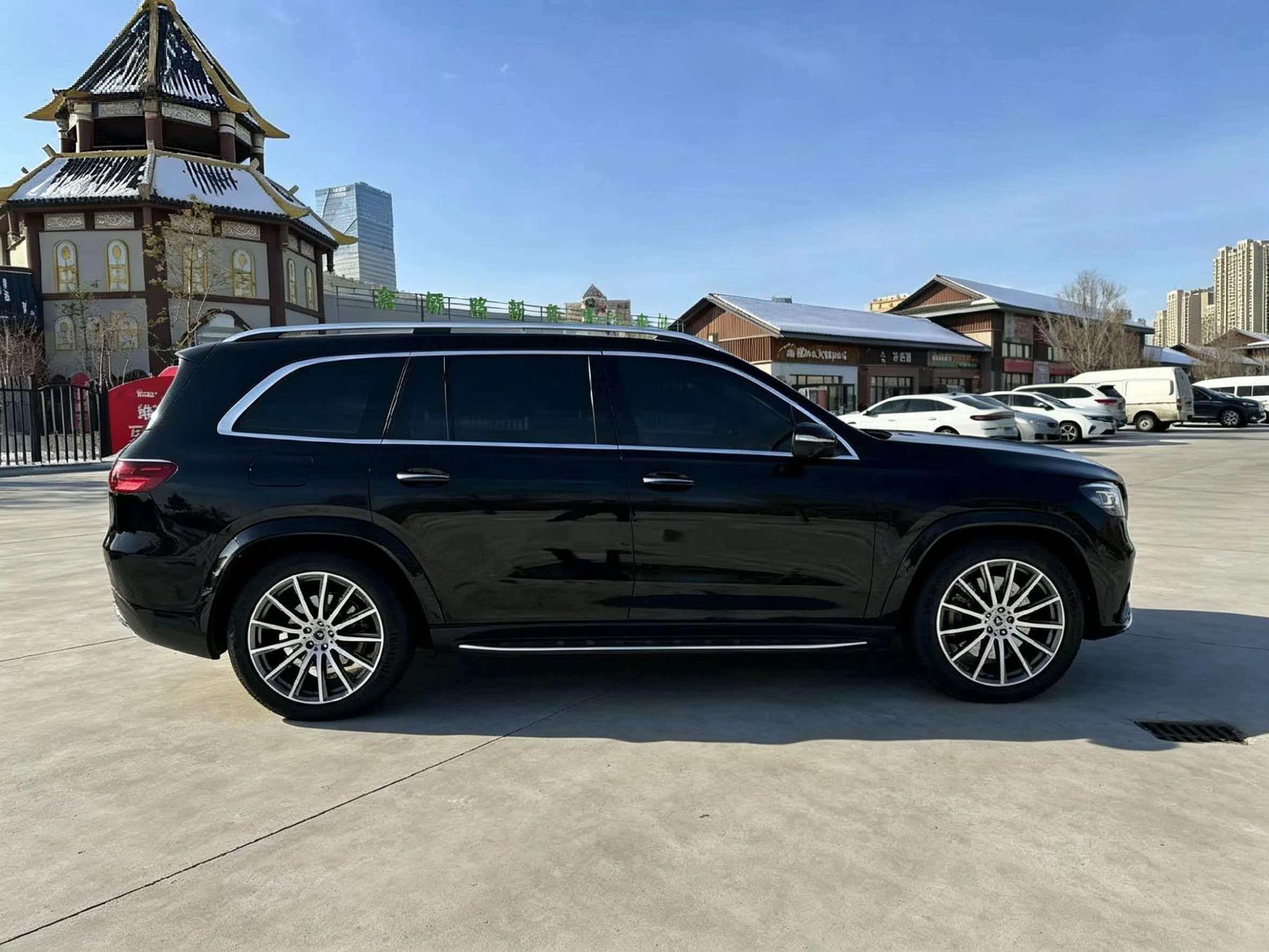Mercedes-Benz GLS 2024, фото 8