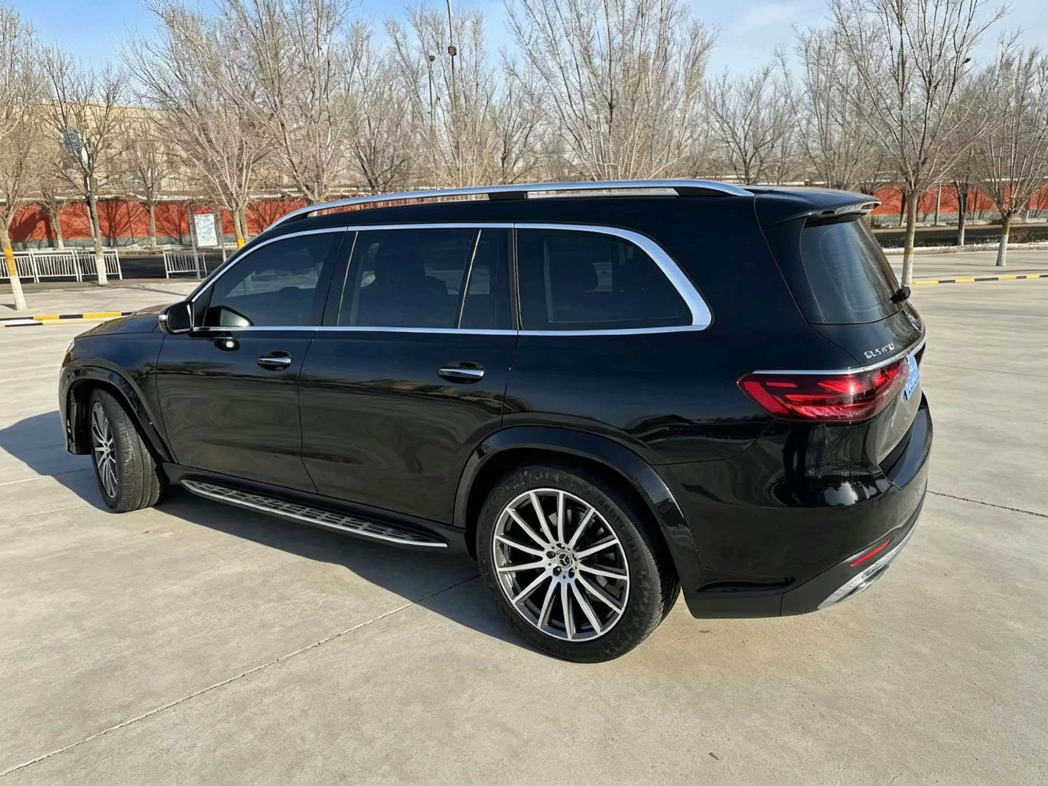 Mercedes-Benz GLS 2024, фото 9