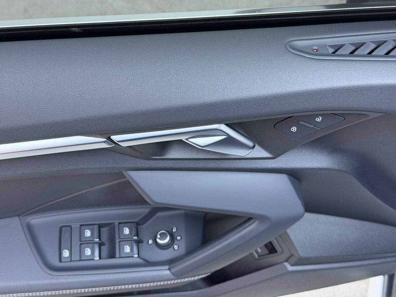 Audi A3 2021, фото 4