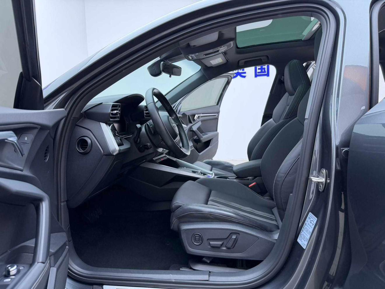 Audi A3 2021, фото 5
