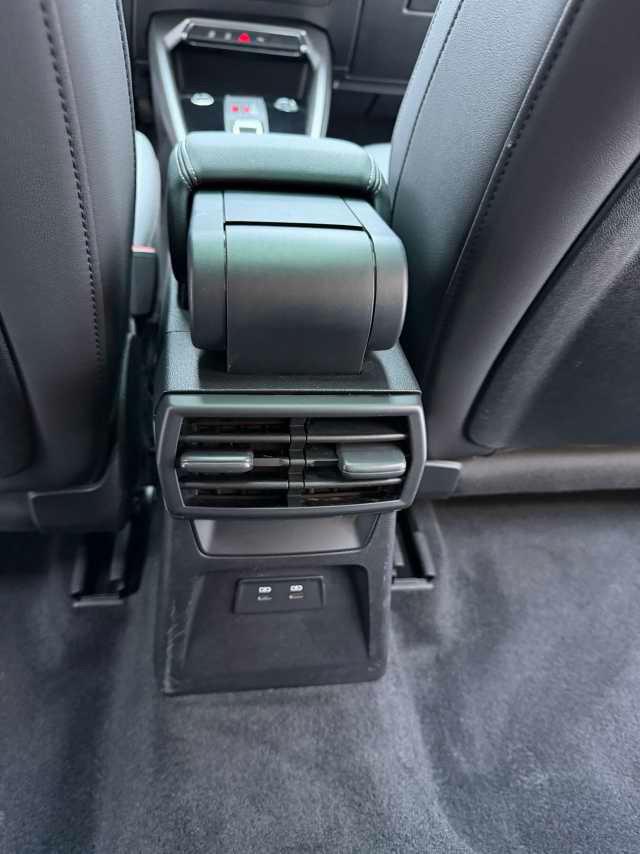 Audi A3 2021, фото 12