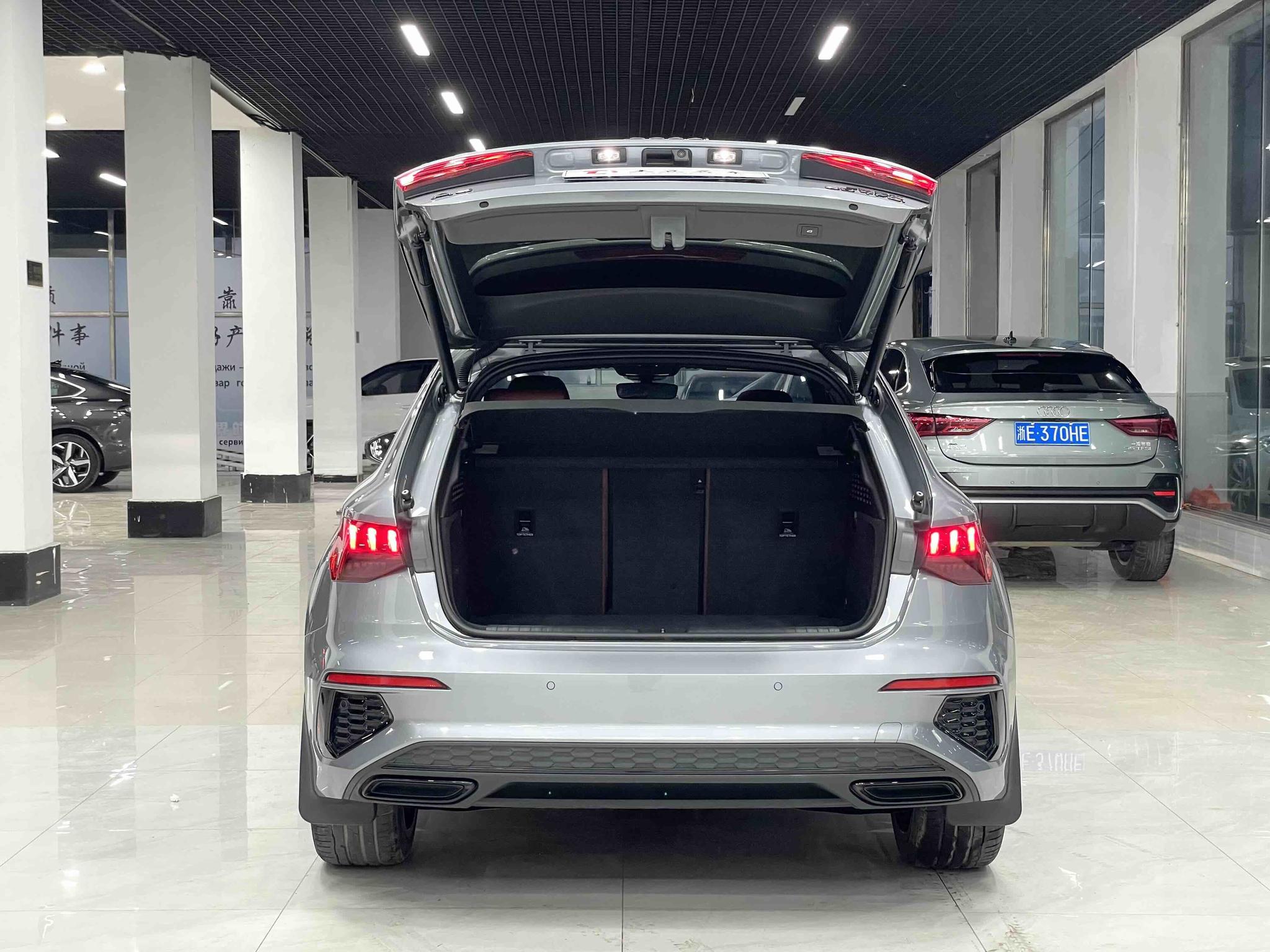 Audi A3 2023, фото 14