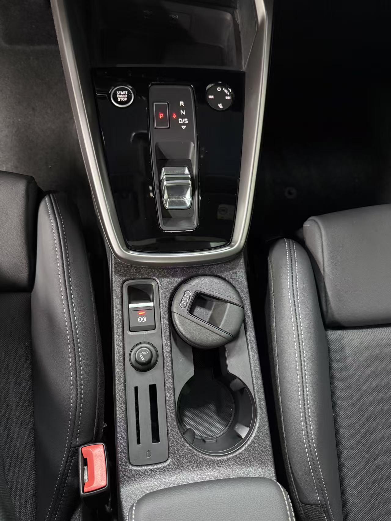 Audi A3 2022, фото 14