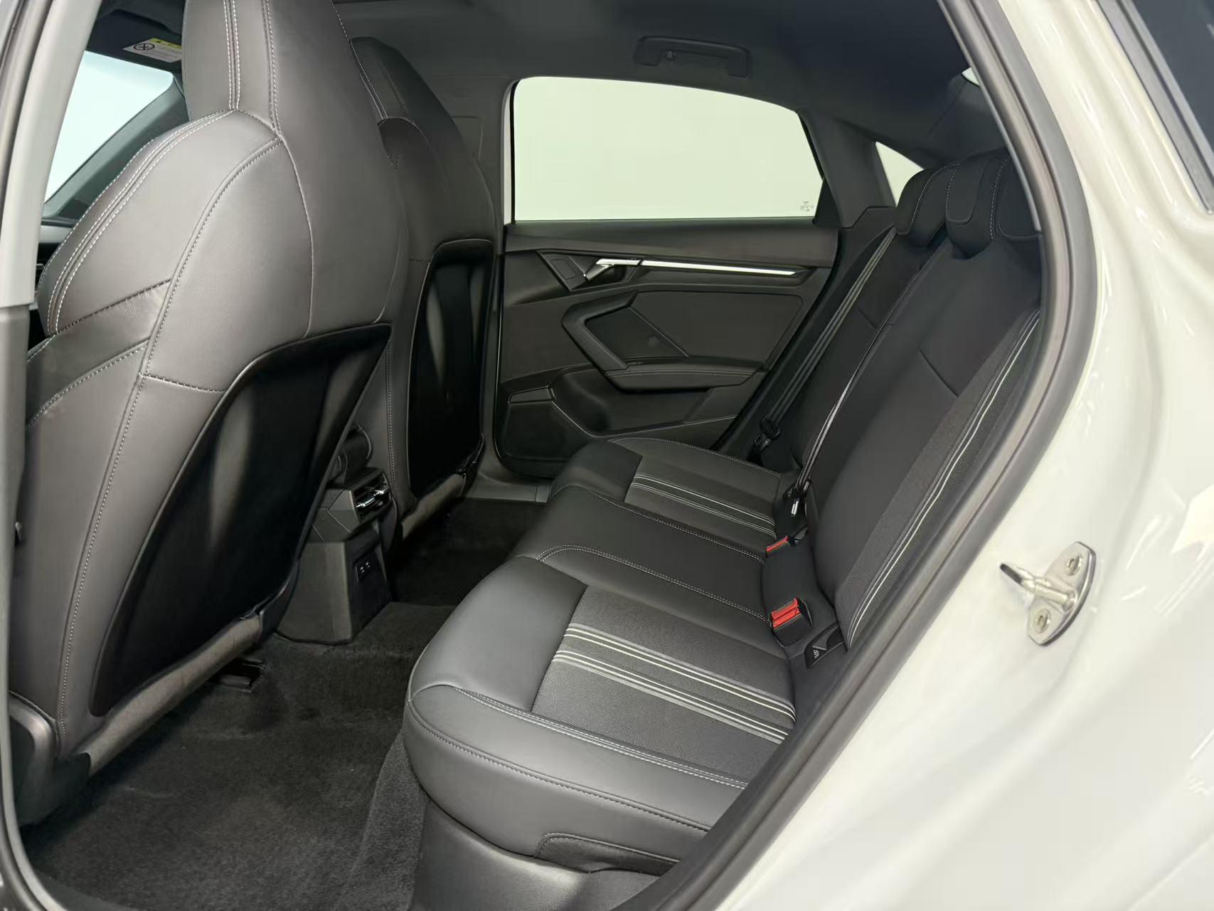 Audi A3 2022, фото 17