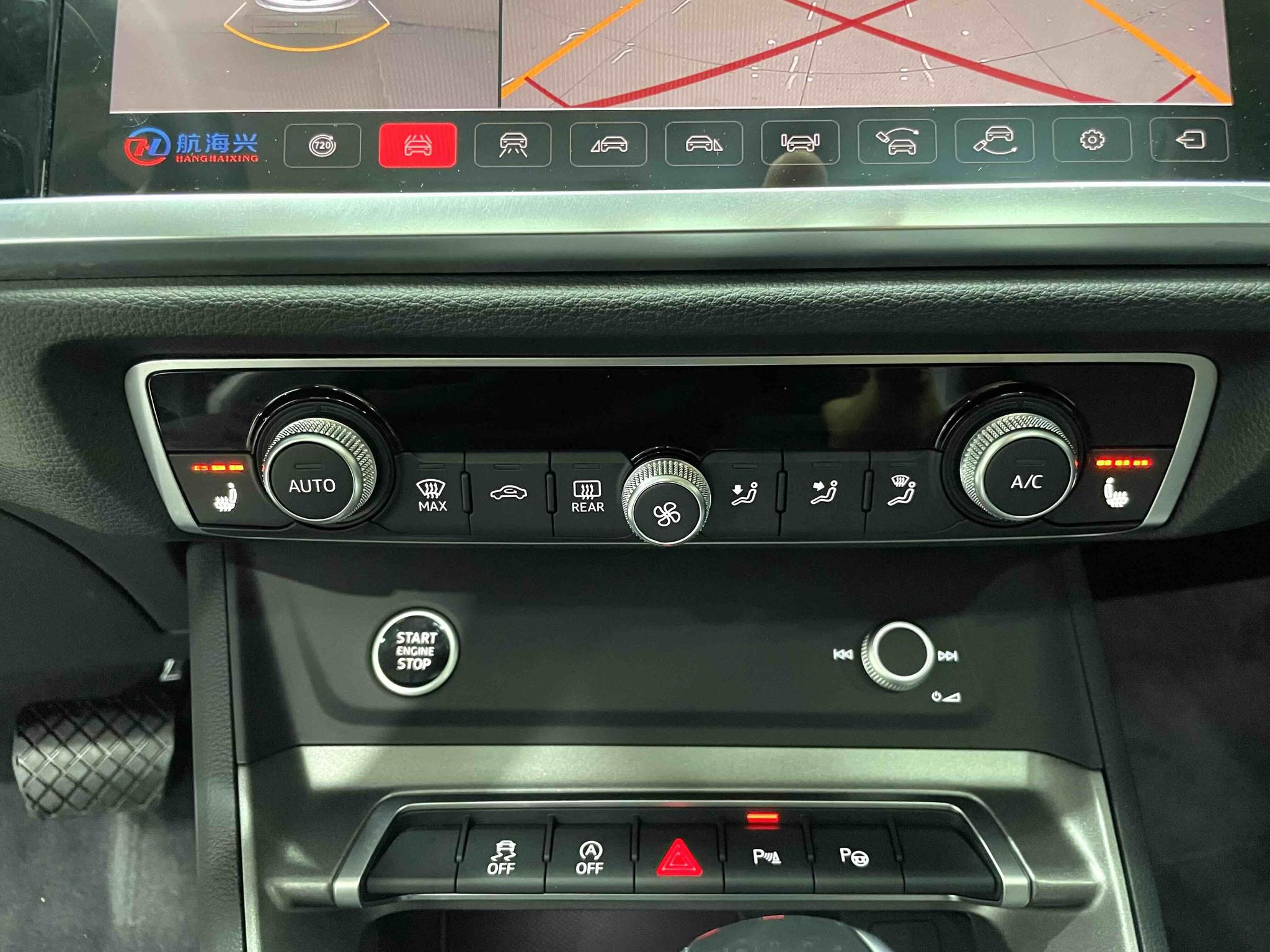 Audi Q3 2022, фото 14