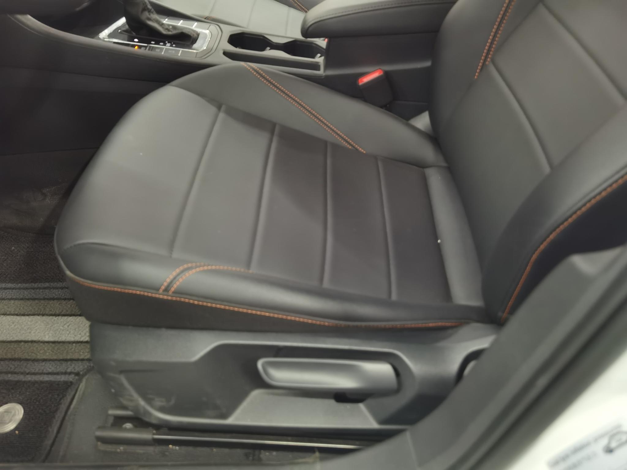 Volkswagen Bora 2025, фото 14