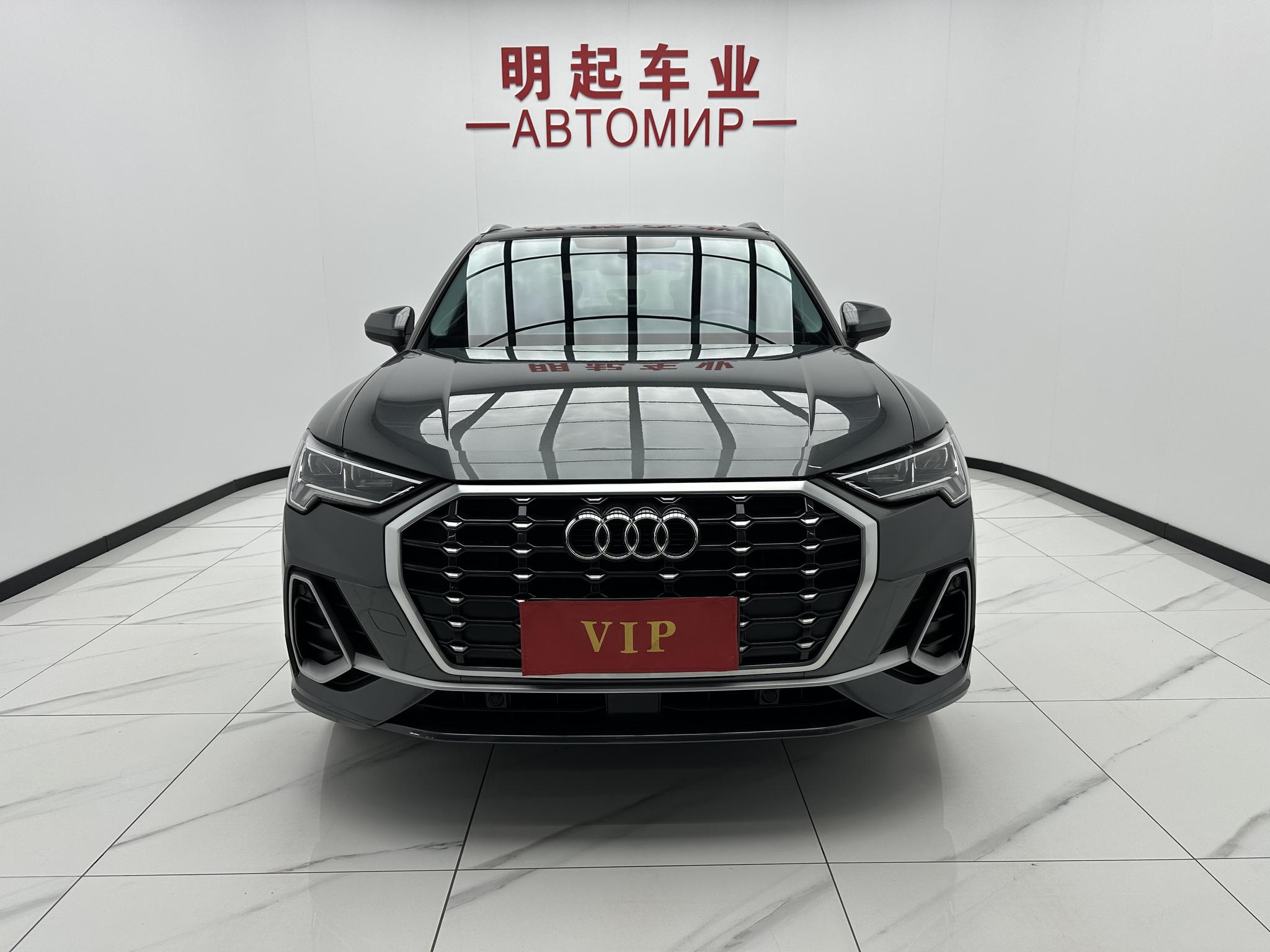 Audi Q3 2022, фото 2