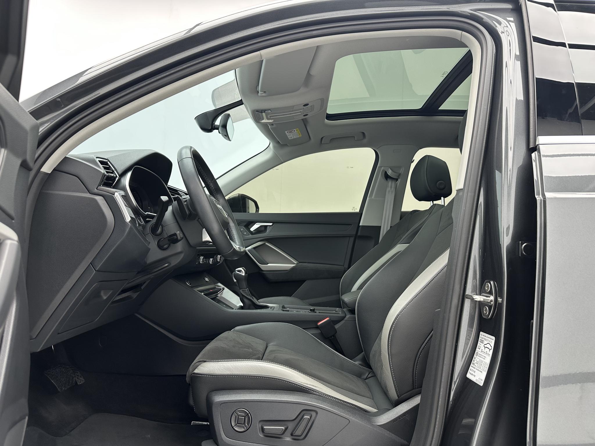 Audi Q3 2022, фото 5