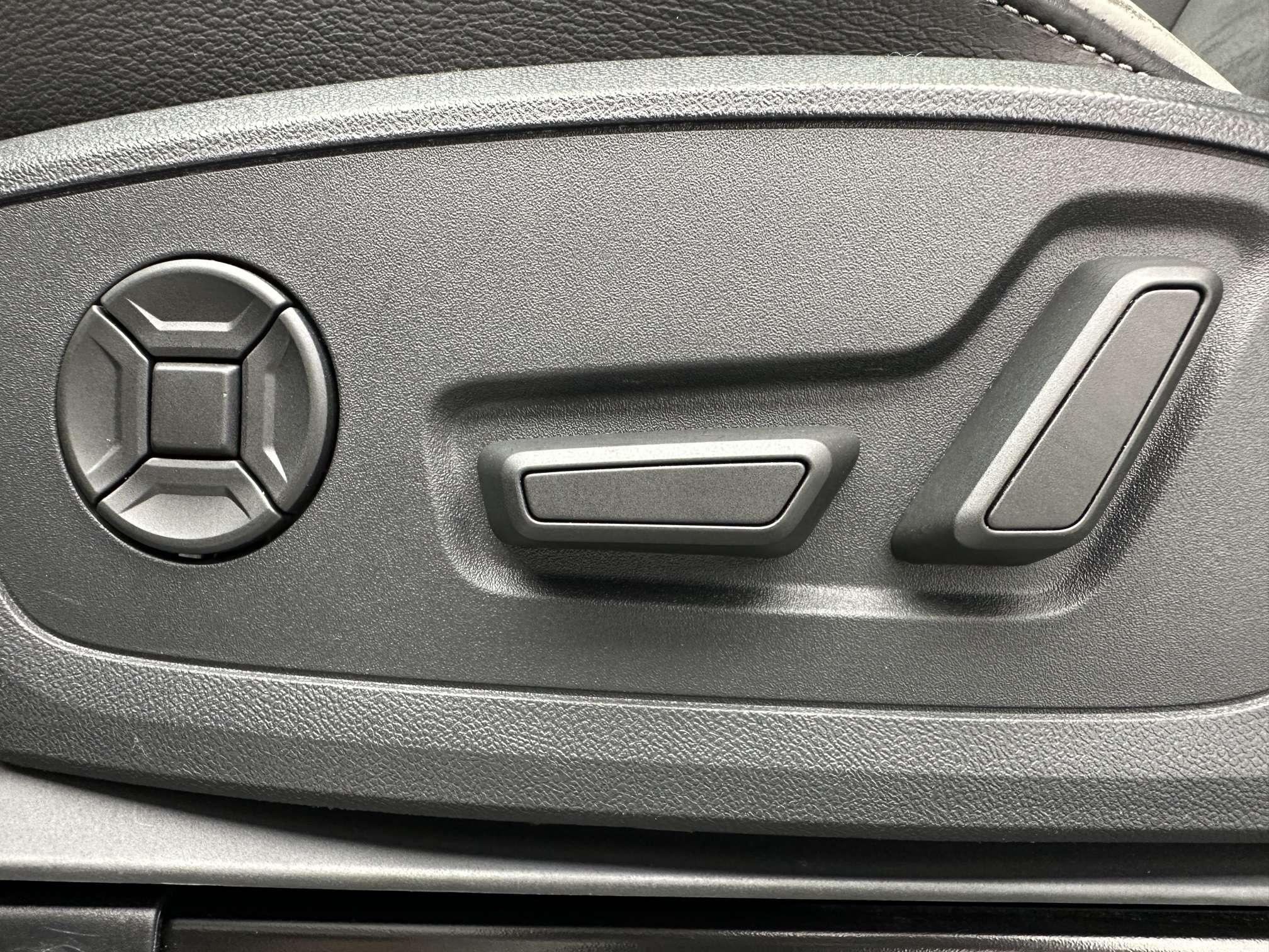 Audi Q3 2022, фото 13