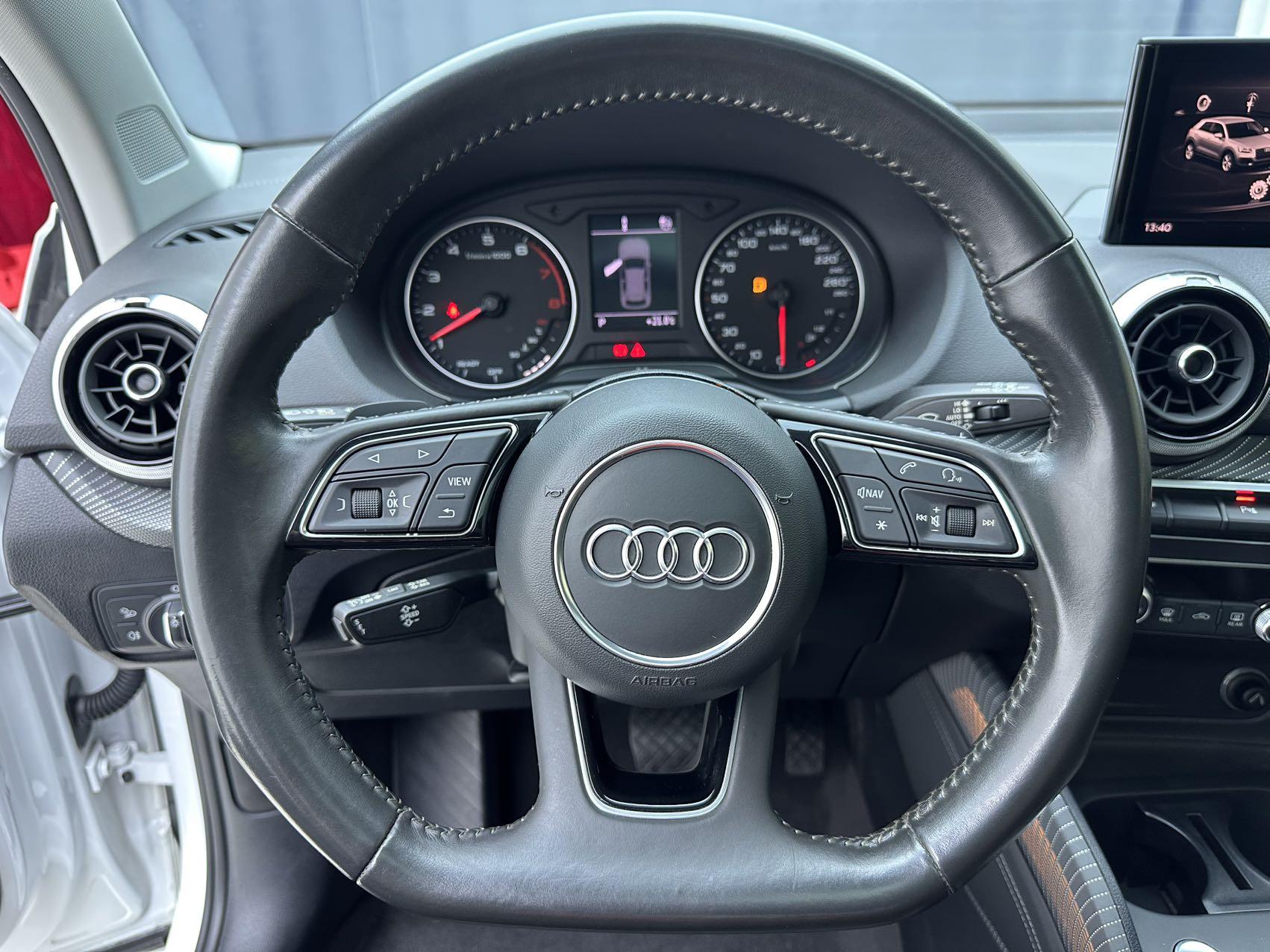 Audi Q2L 2022, фото 12