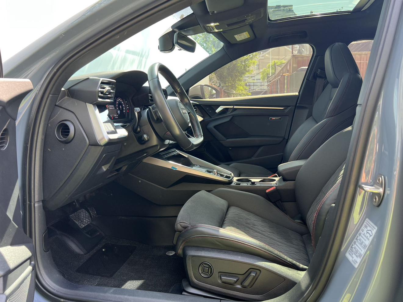 Audi A3 2022, фото 4