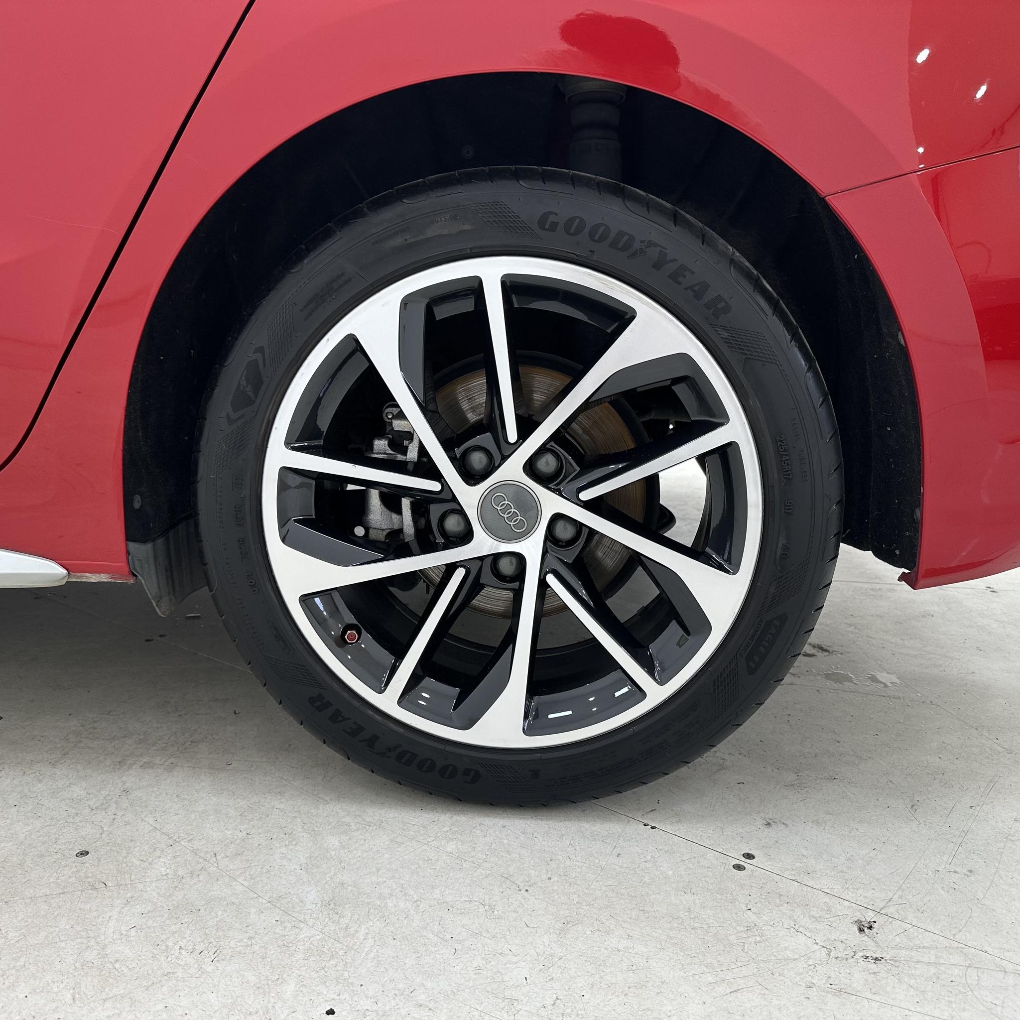 Audi A3 2021, фото 17