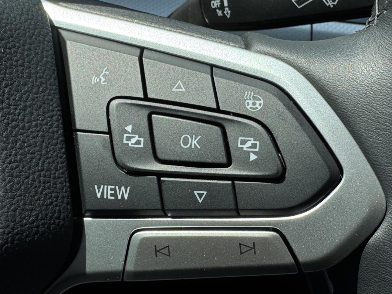 Volkswagen Golf 2023, фото 14