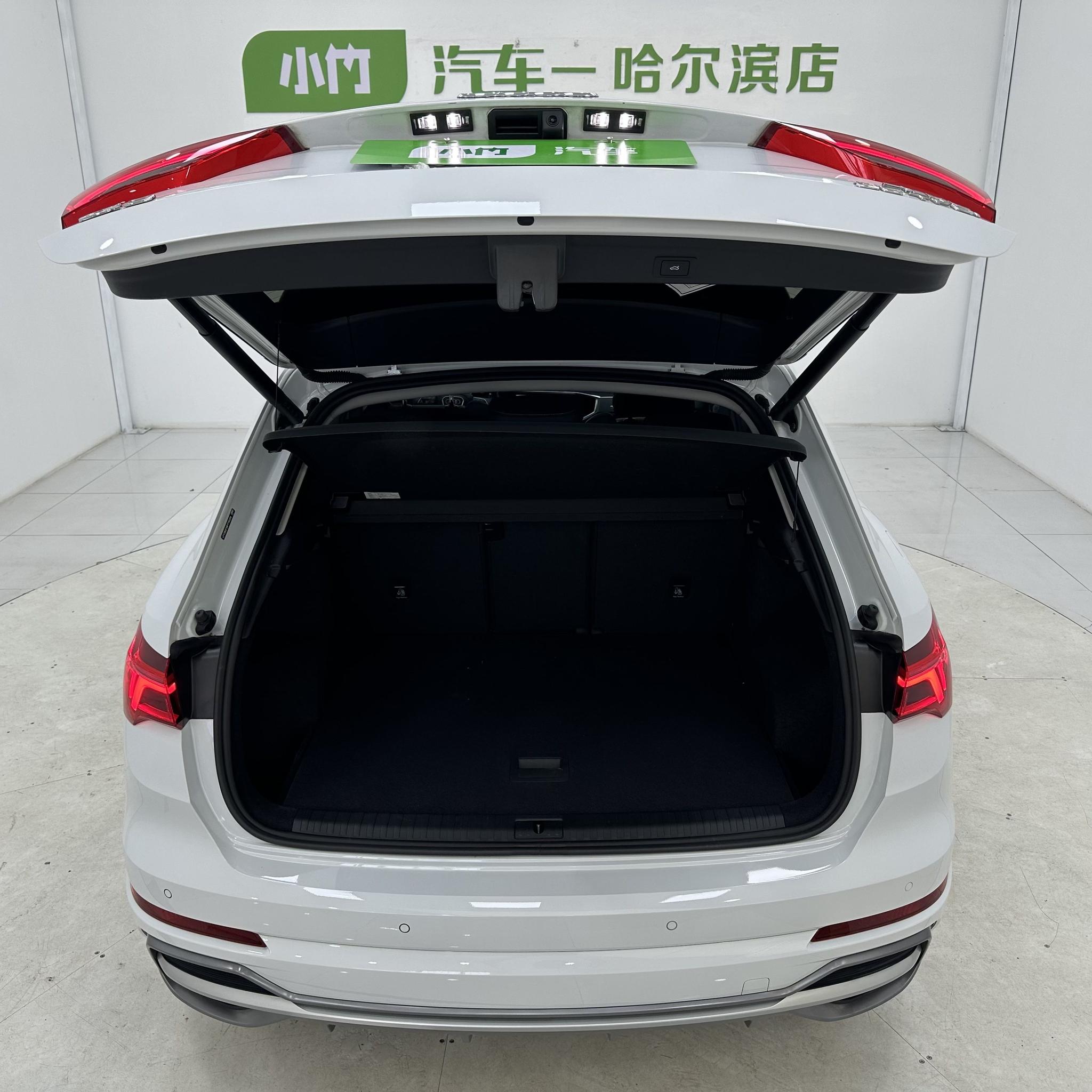 Audi Q3 2023, фото 16