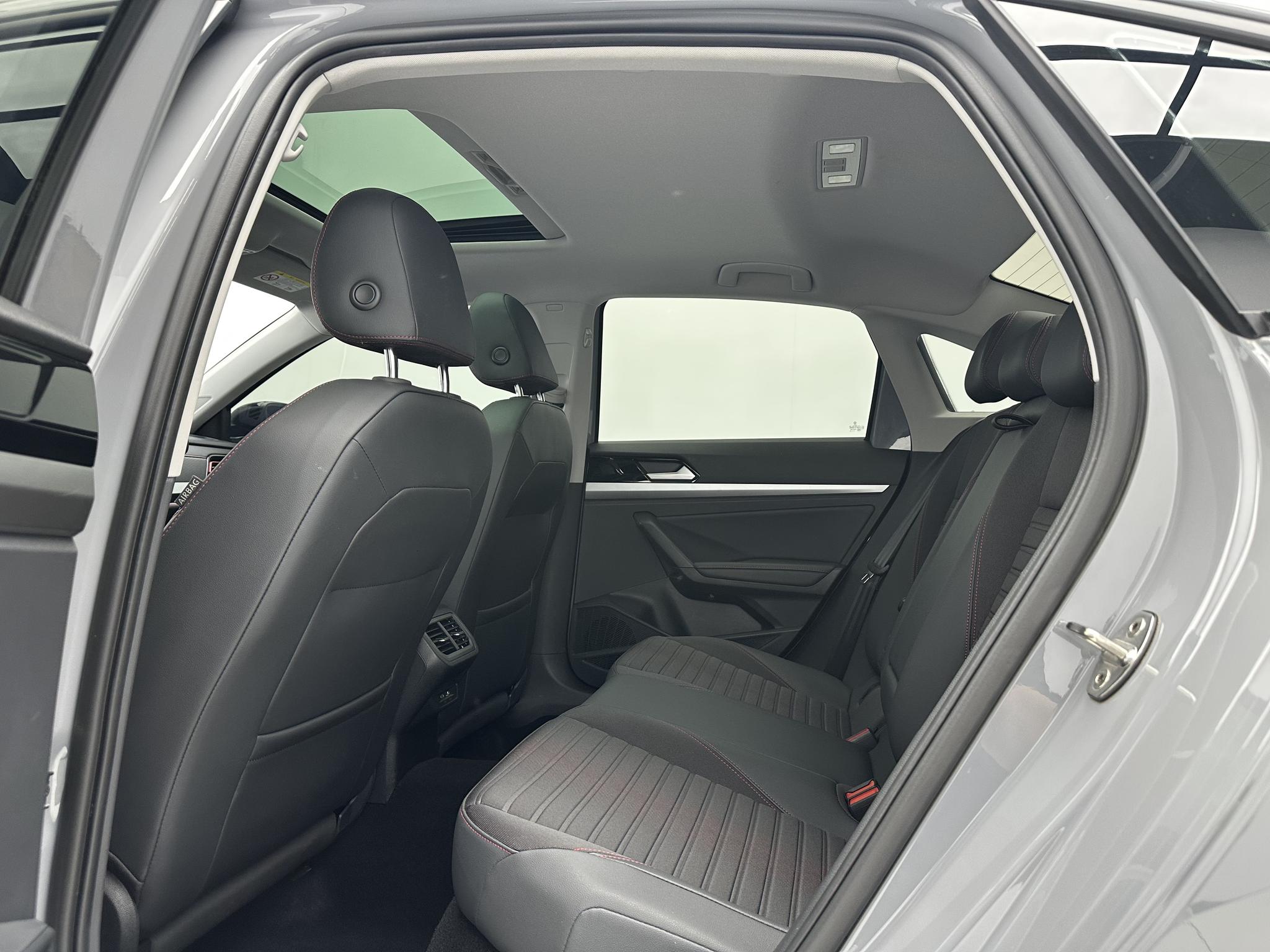 Volkswagen Lavida 2023, фото 6