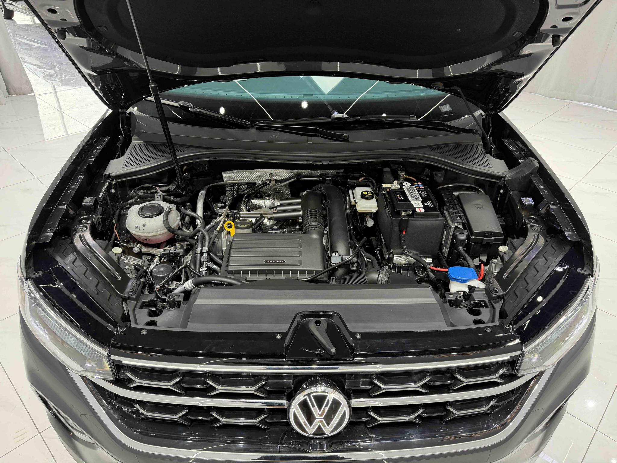 Volkswagen Tayron 2023, фото 16